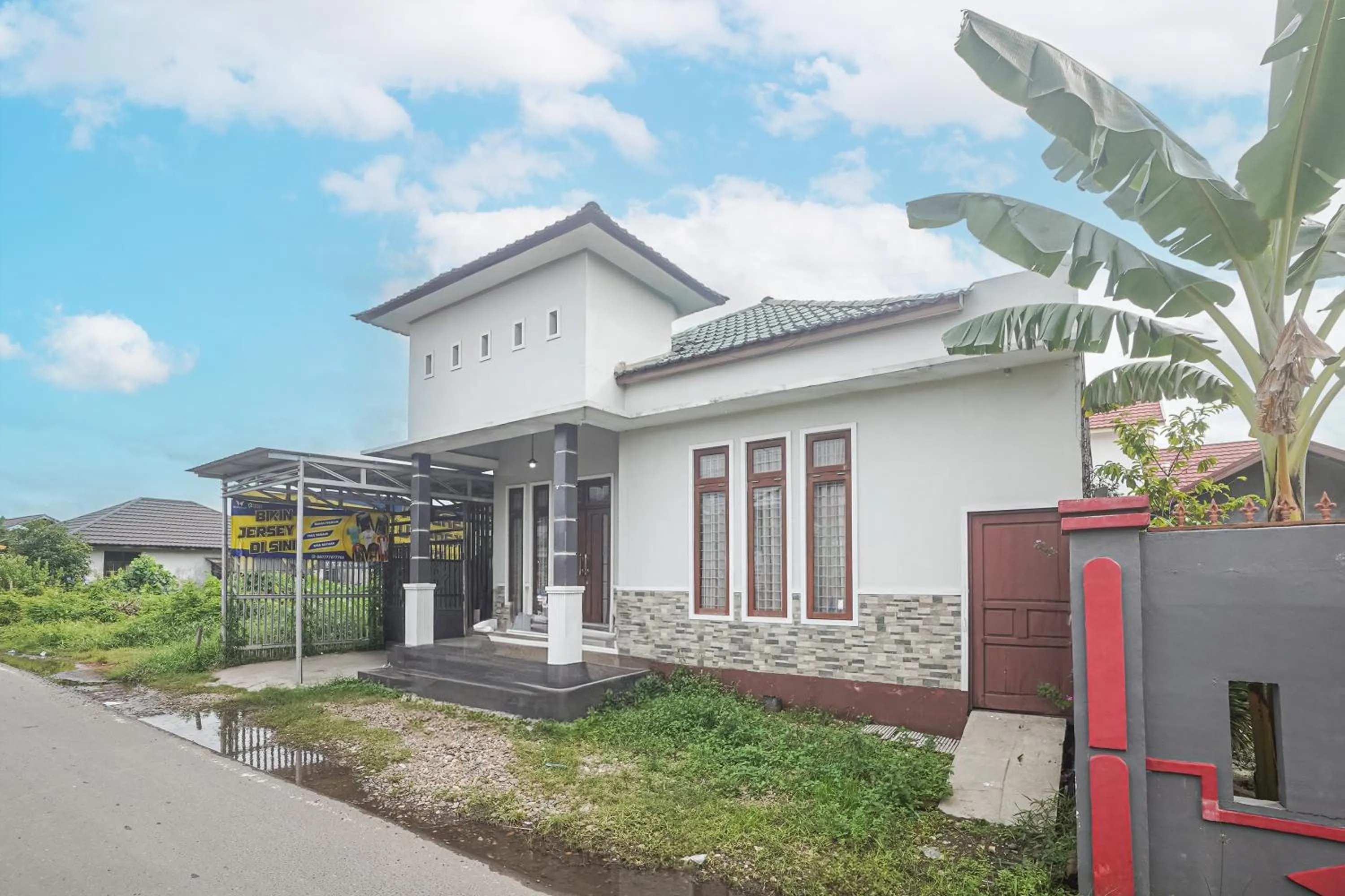 Hotel O Pondok Tawing Rumbih