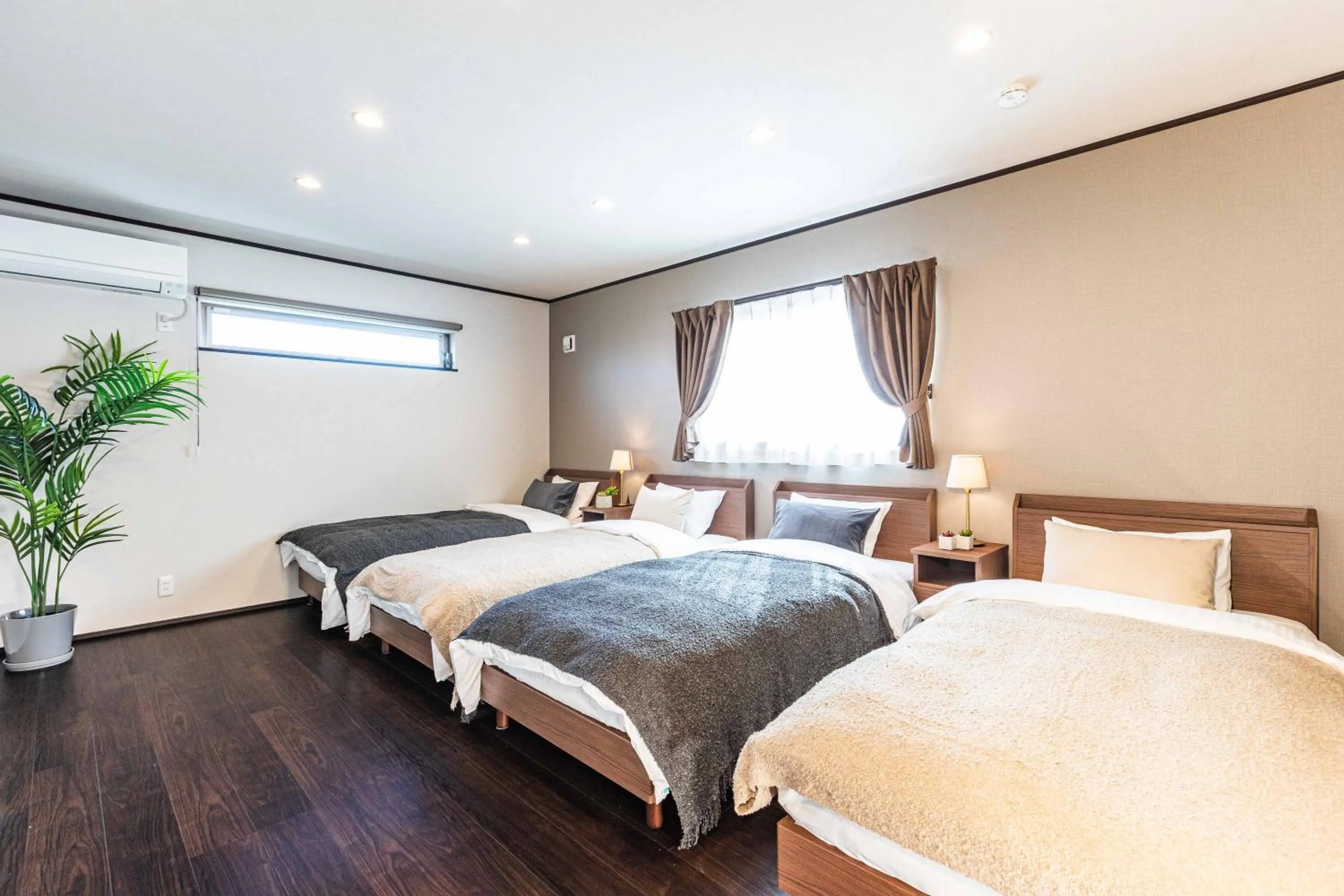 Bedroom, Bed in PEACE OF REST TAKASHIMA