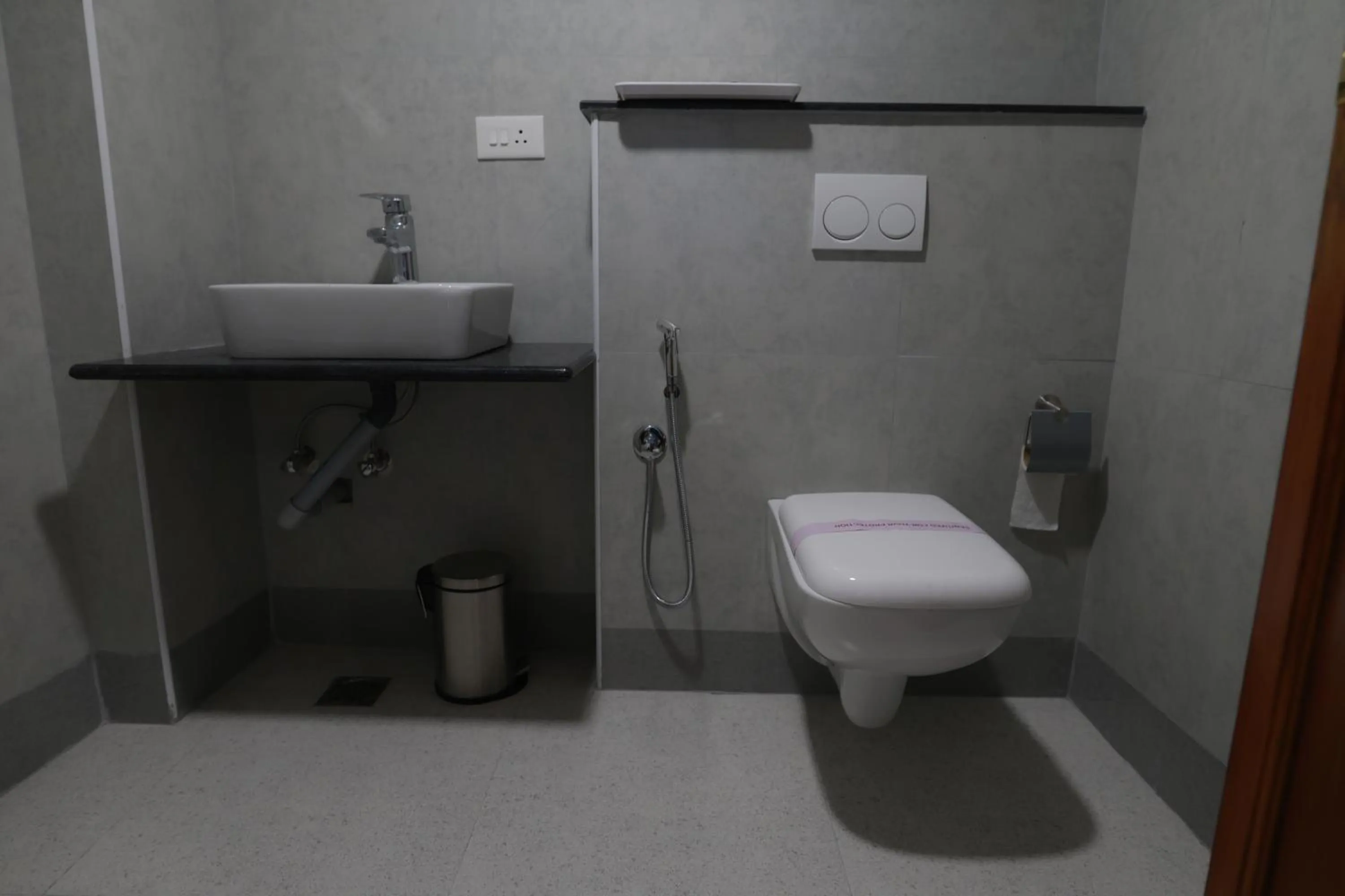 Bathroom in Hotel Mangala Temple View