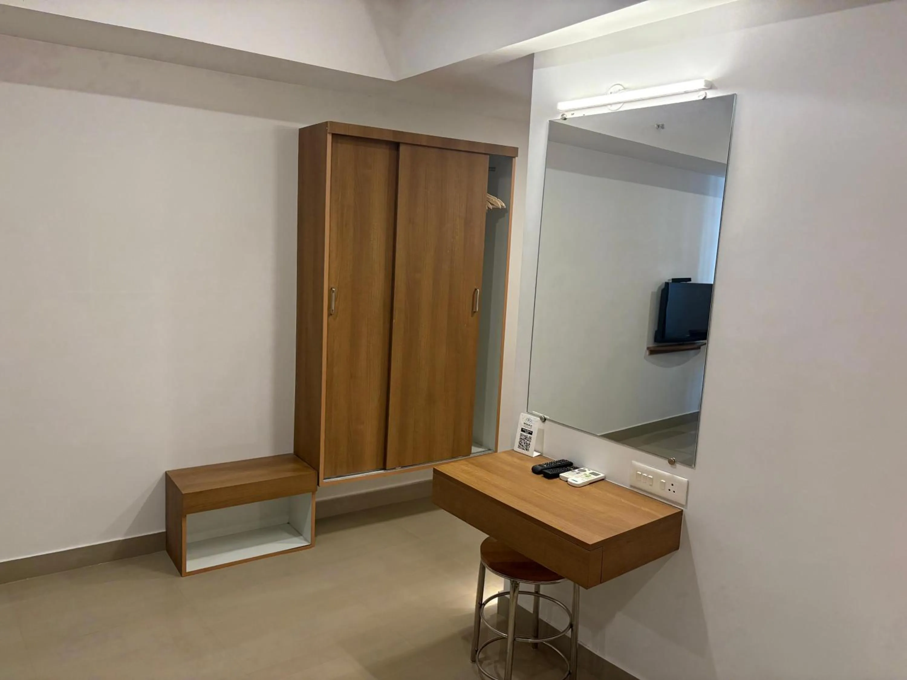 hair dresser in Hotel Mangala Temple View