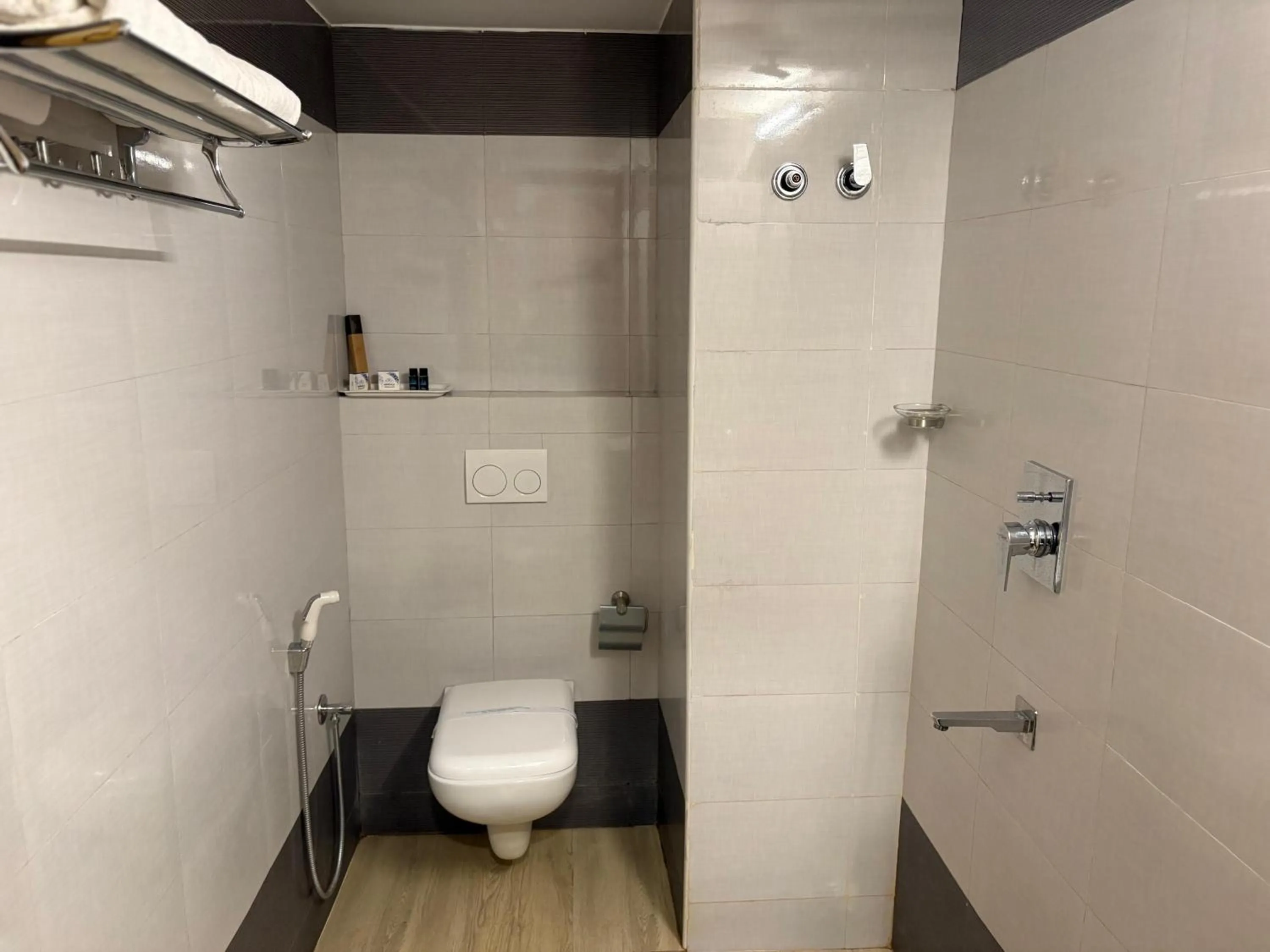 Bathroom in Hotel Mangala Temple View