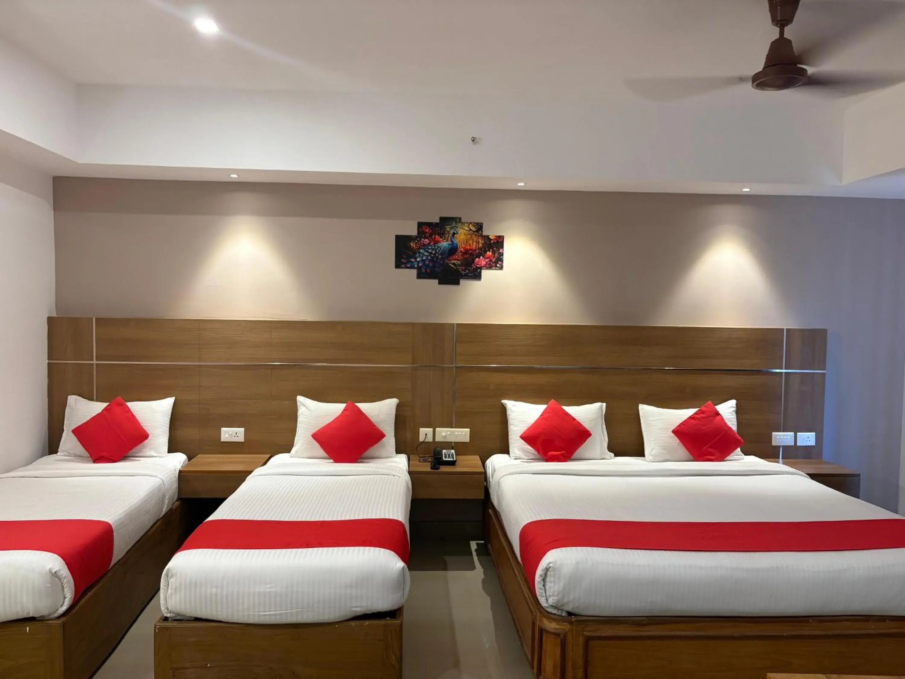 Photo of the whole room, Bed in Hotel Mangala Temple View Photo of the whole room, Bed in Hotel Mangala Temple View