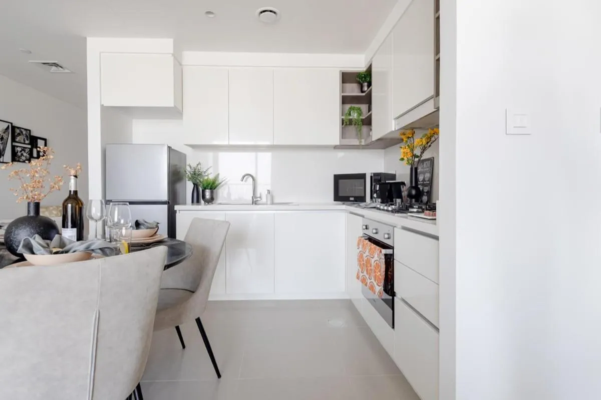 Kitchen or kitchenette in Frank Porter - Downtown Views II