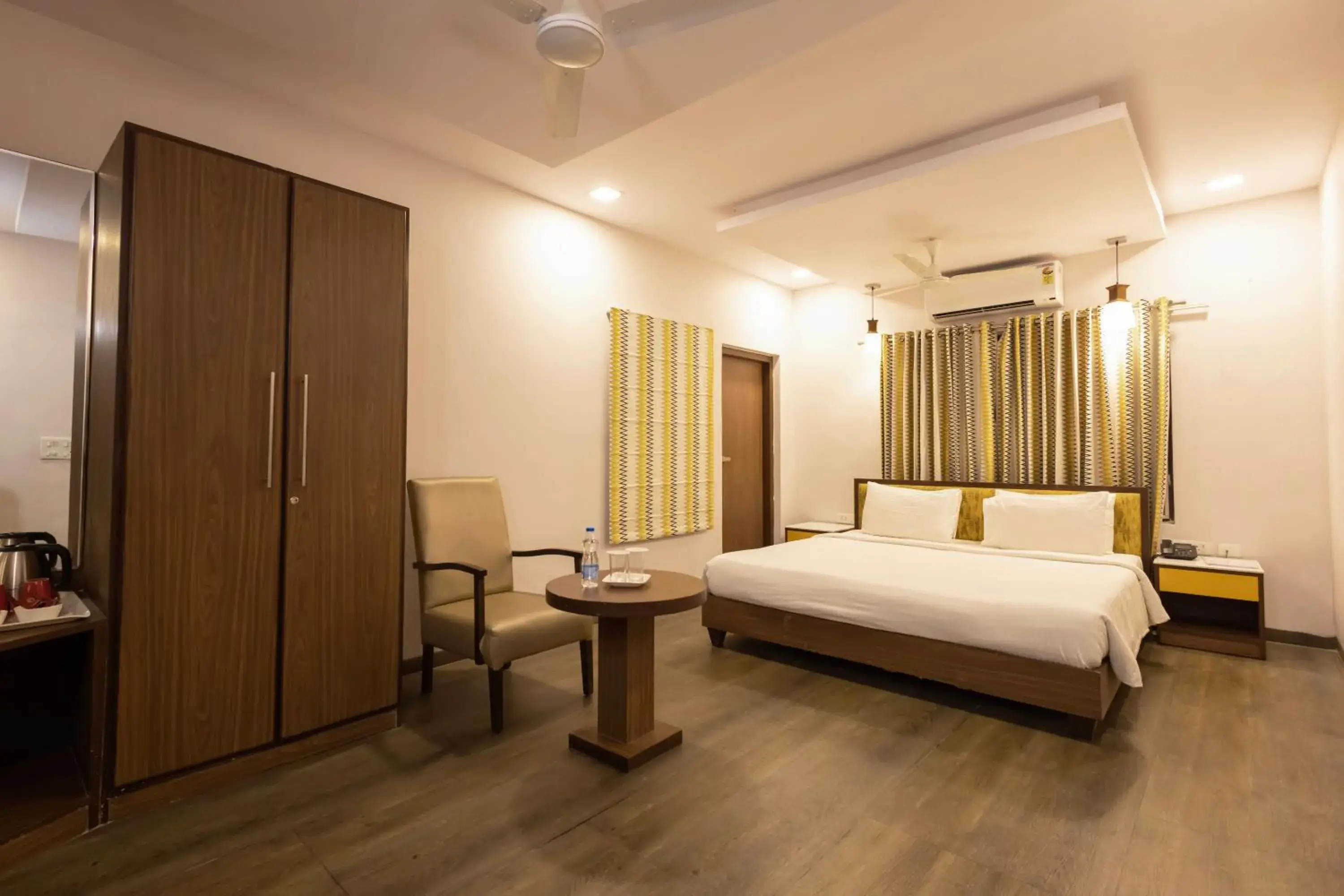 Classic Boutique Hotel & Luxury Service Apartments Classic Boutique Hotel & Luxury Service Apartments