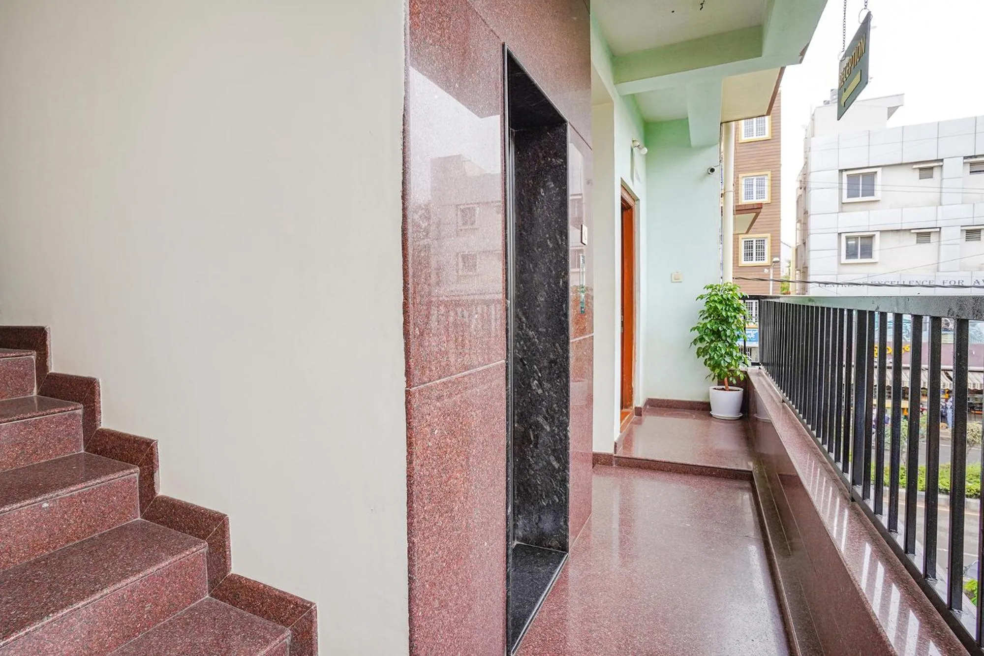 Lobby or reception in FabHotel Willow Tree