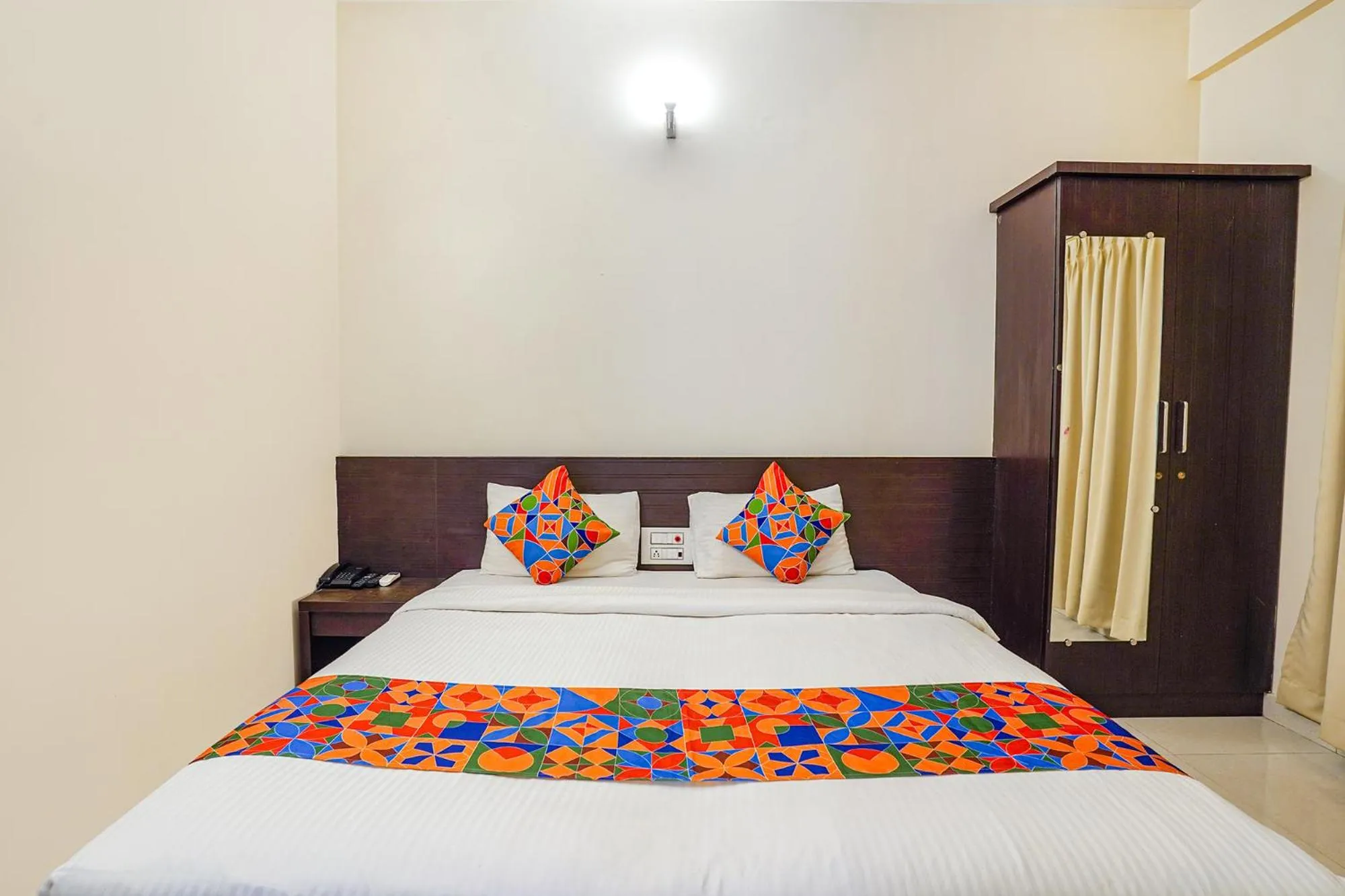 Bed in FabHotel Willow Tree