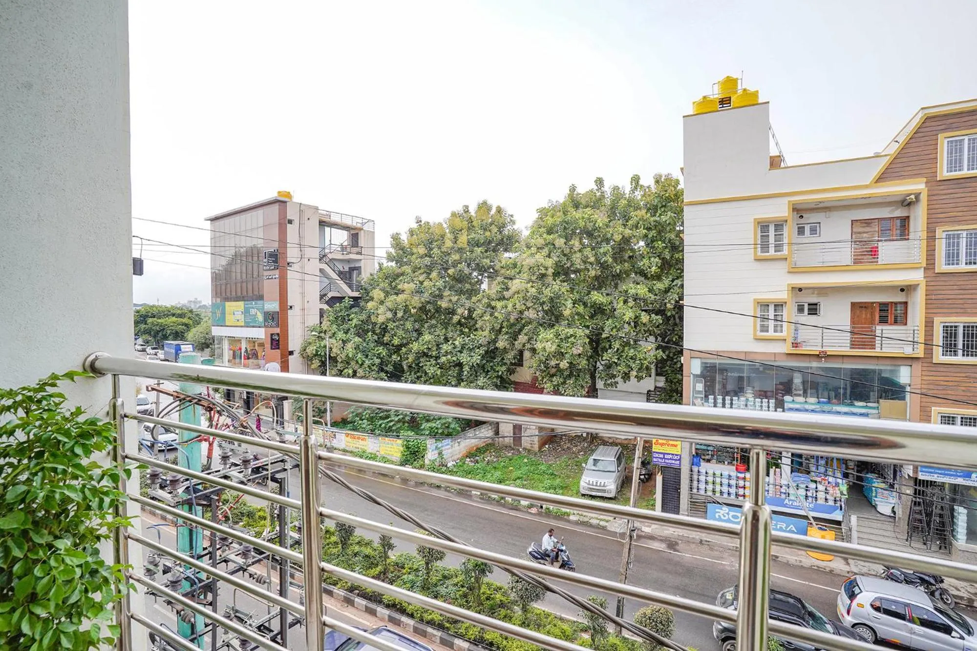 Balcony/Terrace in FabHotel Willow Tree