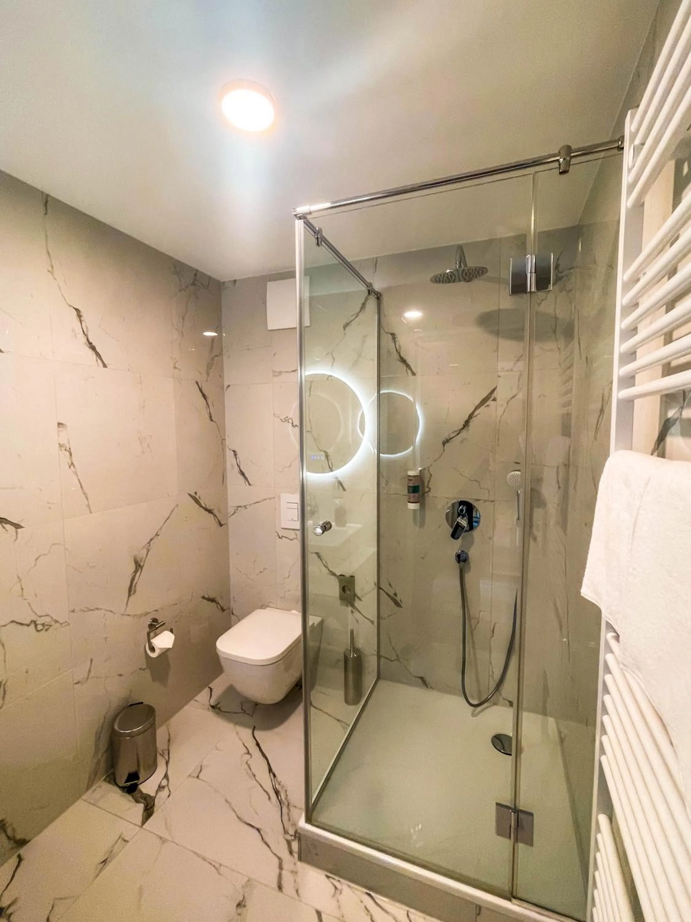 Shower in DX Apartments