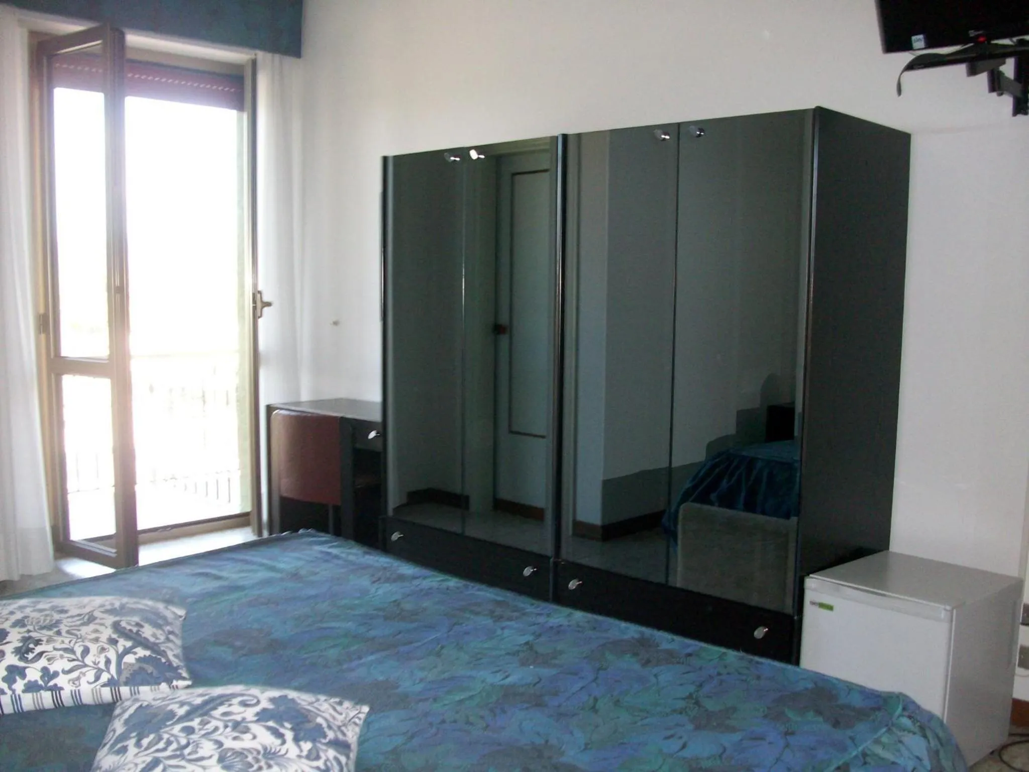 Bed in HOTEL SANTOROTTO di FABIO TERROSI