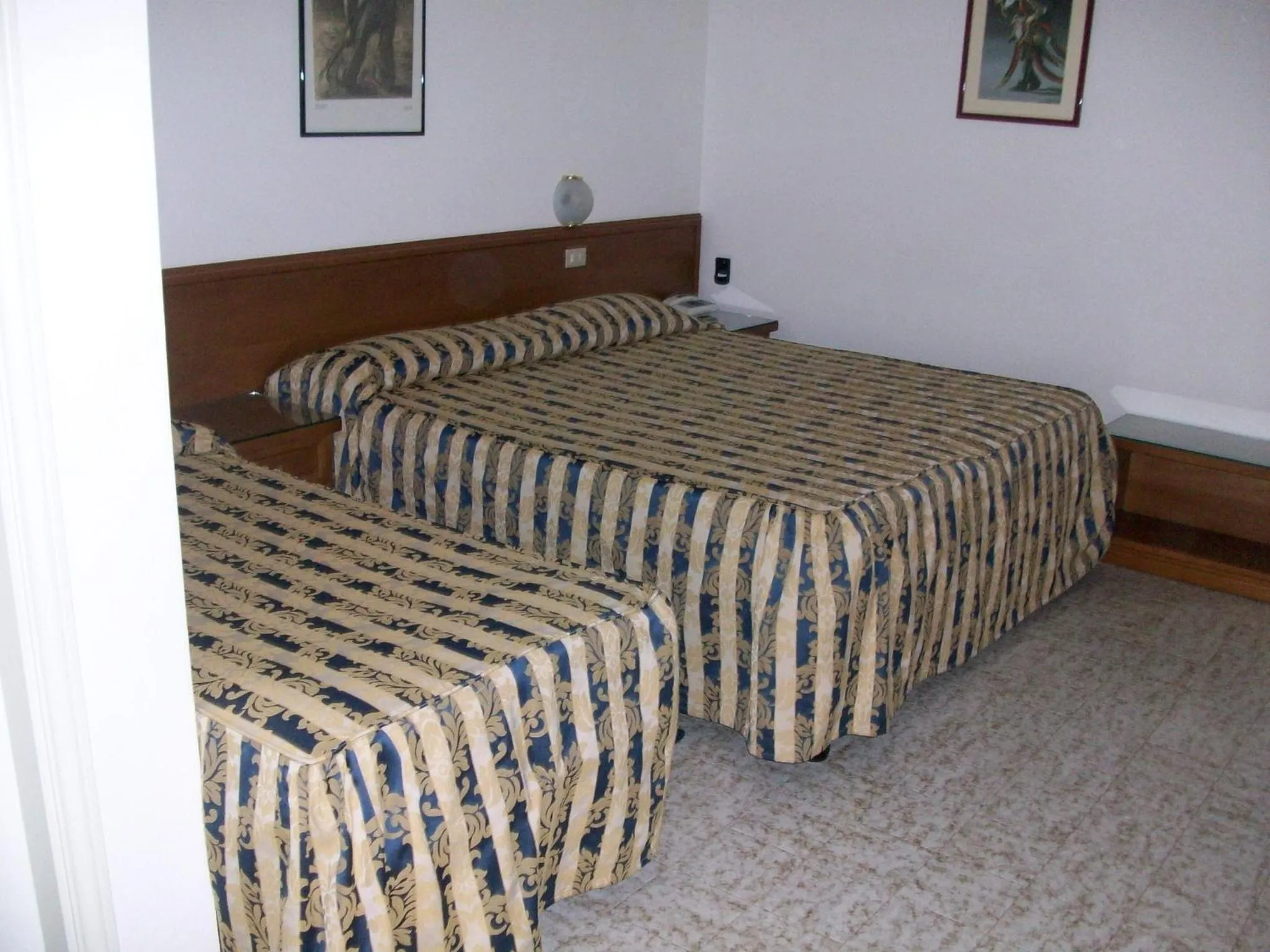 Bed in HOTEL SANTOROTTO di FABIO TERROSI