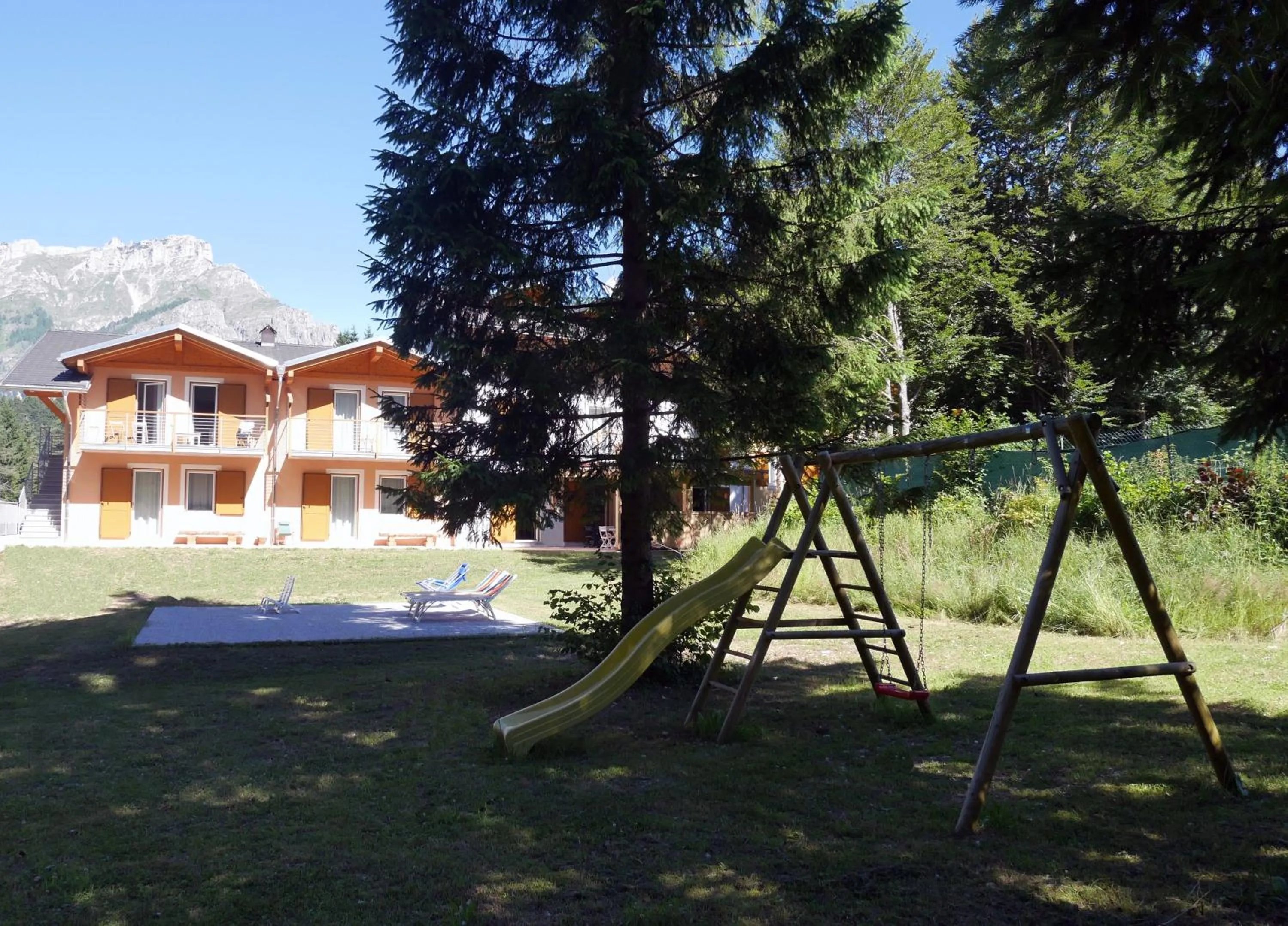 Children play ground in Hotel Elbele Garnì