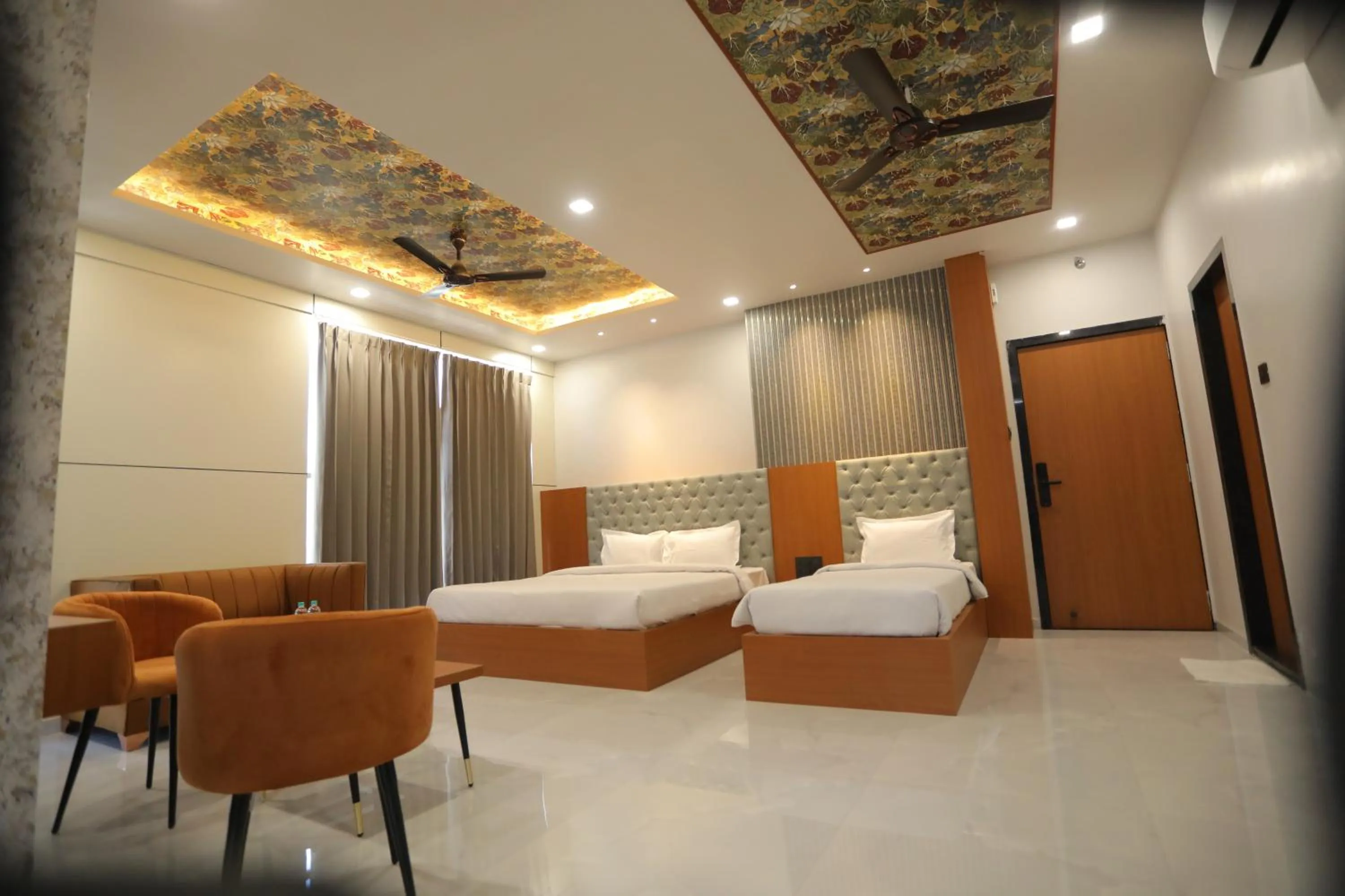 Bedroom, Bed in Hotel Pride Of Chittor
