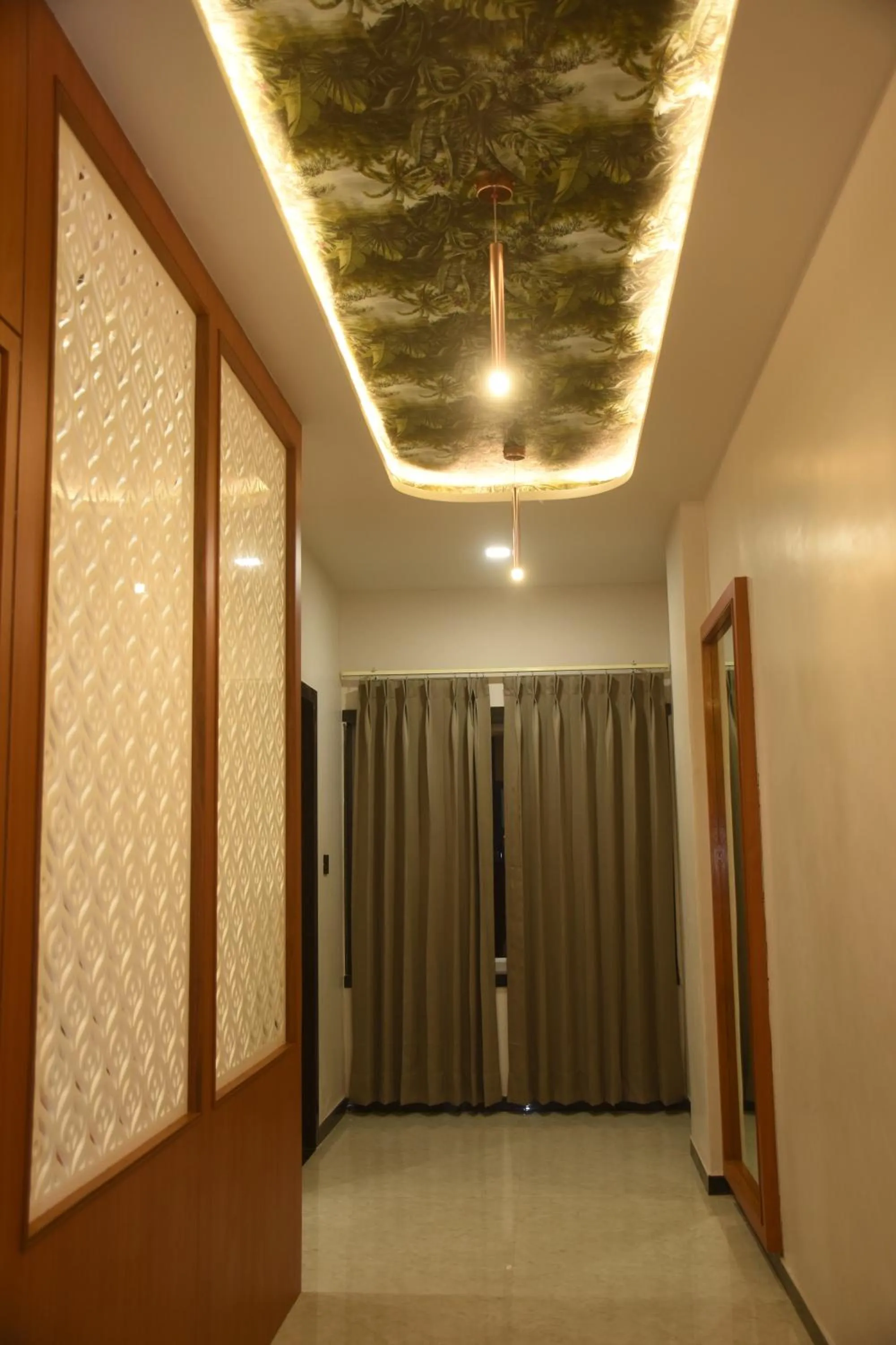 wardrobe in Hotel Pride Of Chittor