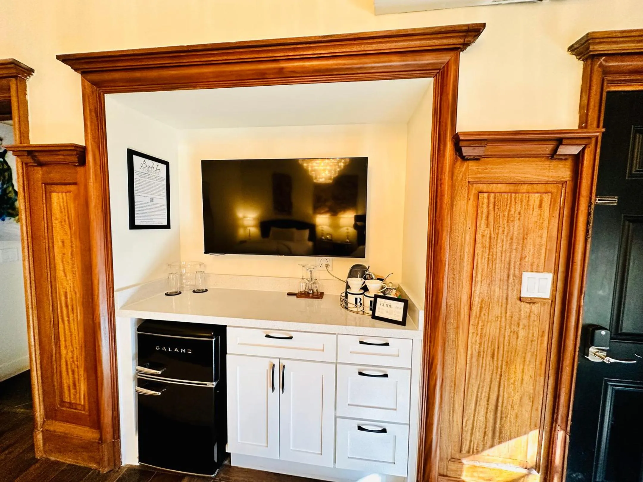 minibar in Bespoke Inn Flagstaff