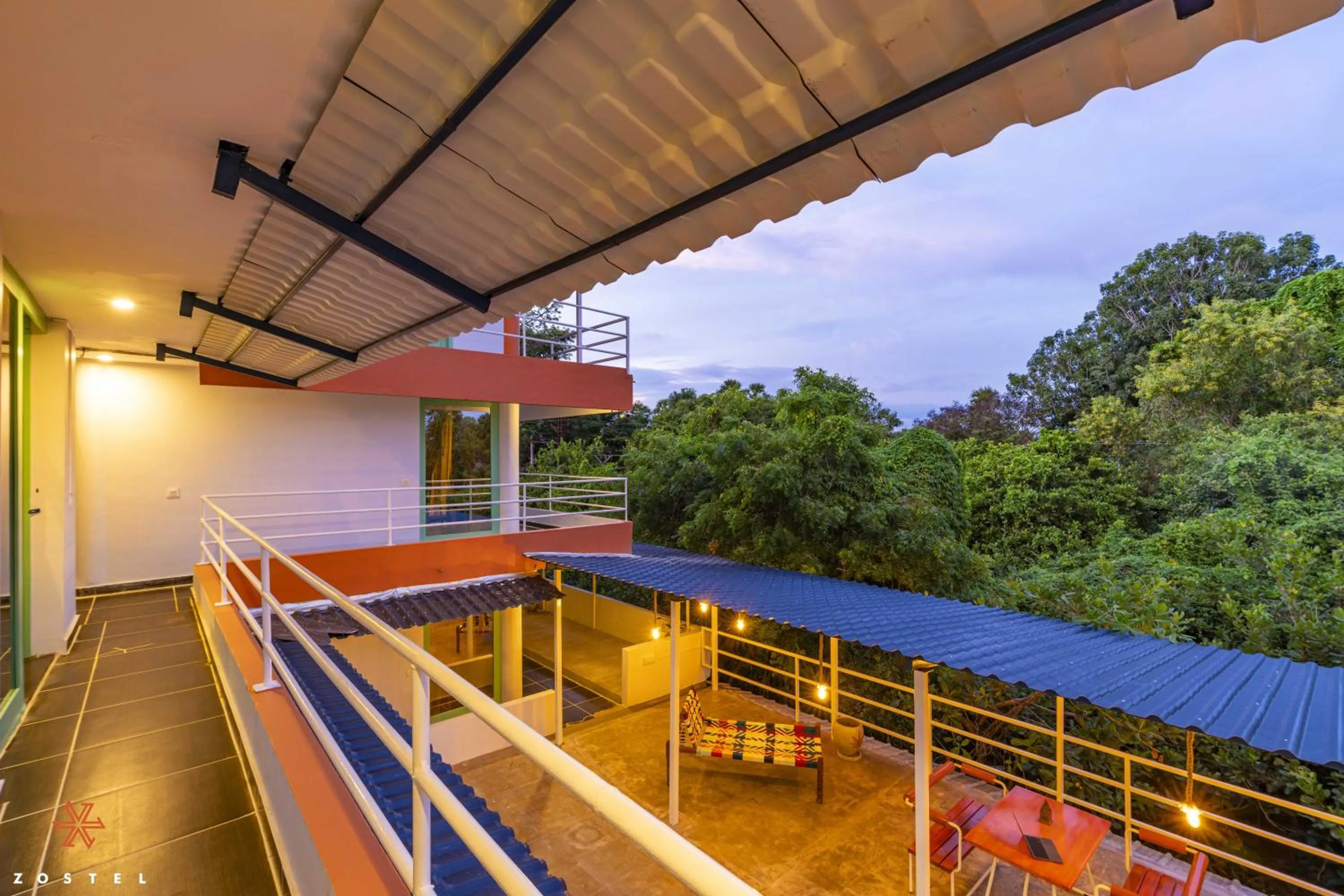 Day in Zostel Pondicherry, Auroville Road