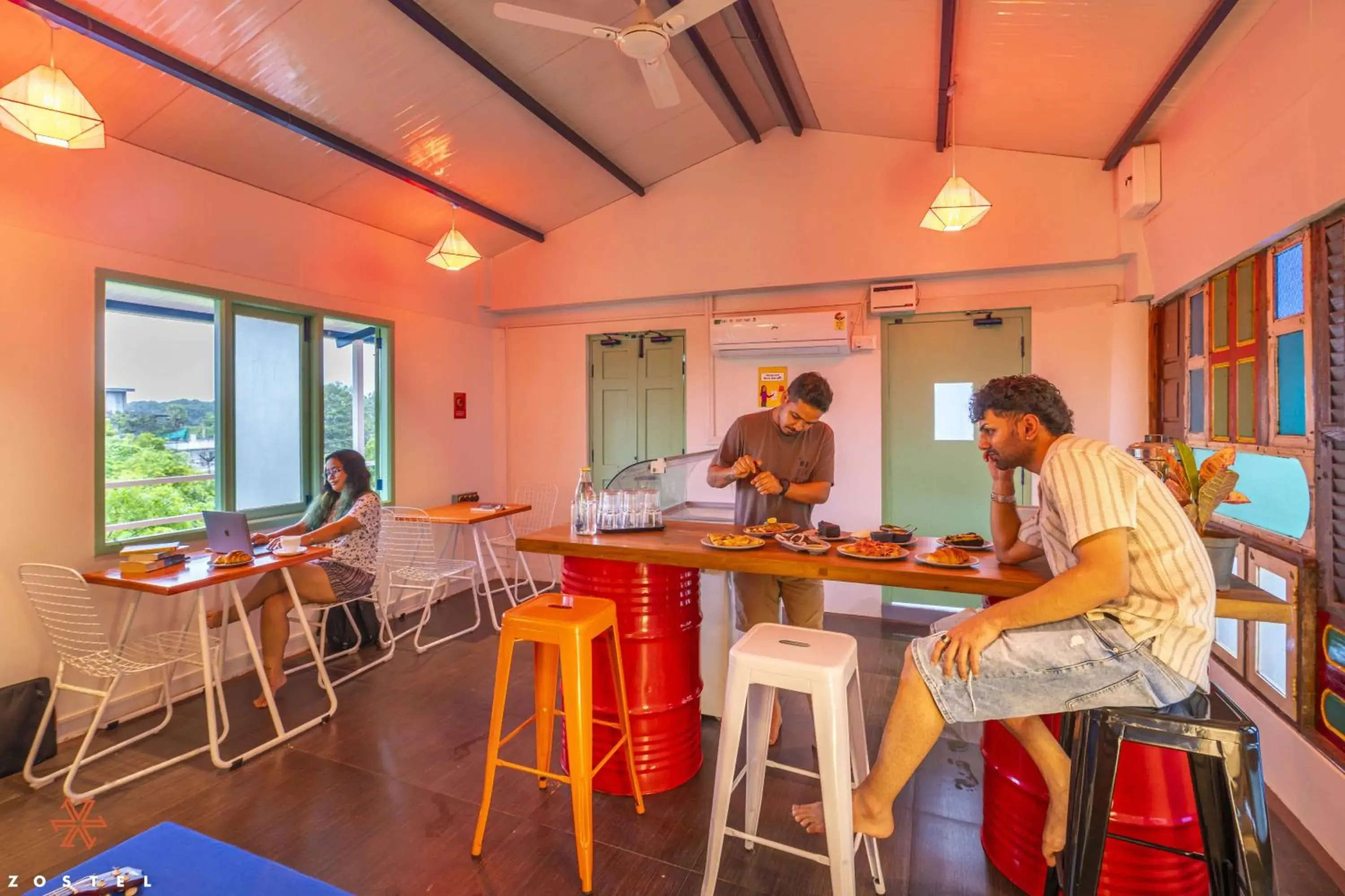 Restaurant/places to eat in Zostel Pondicherry, Auroville Road Restaurant/places to eat in Zostel Pondicherry, Auroville Road