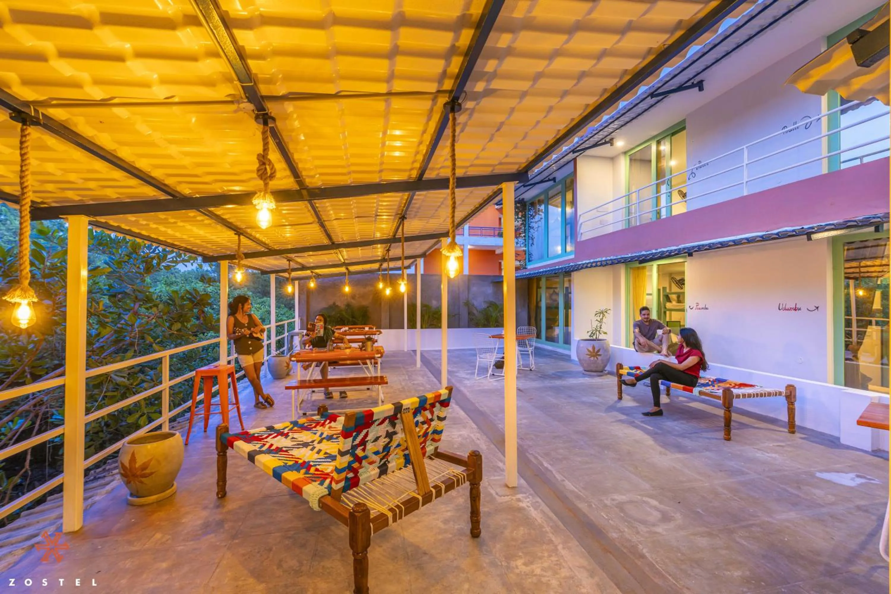 Day in Zostel Pondicherry, Auroville Road