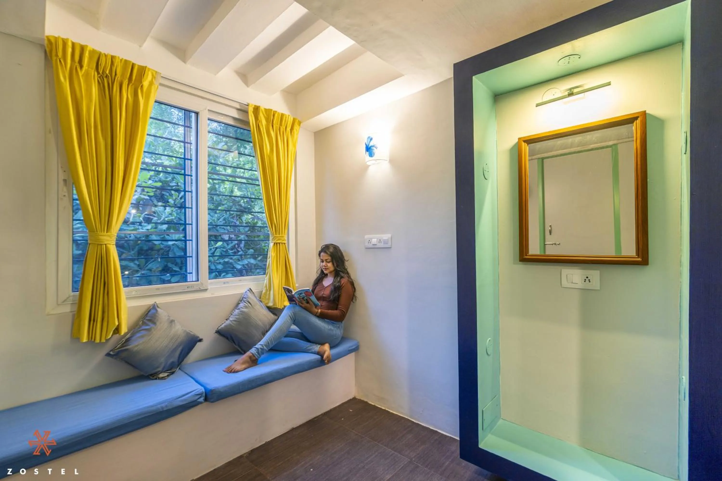 Bed in Zostel Pondicherry, Auroville Road