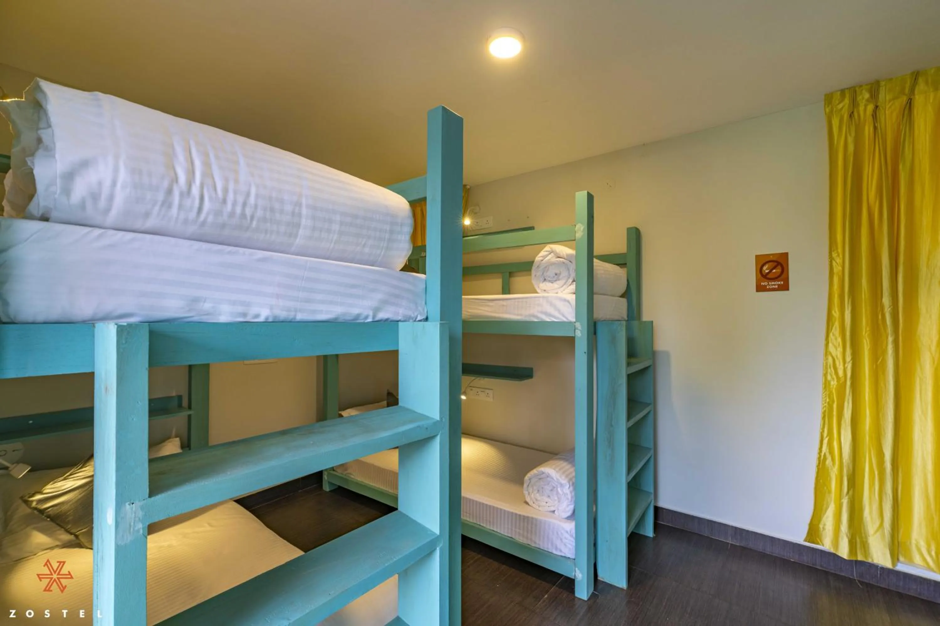 Bed in Zostel Pondicherry, Auroville Road