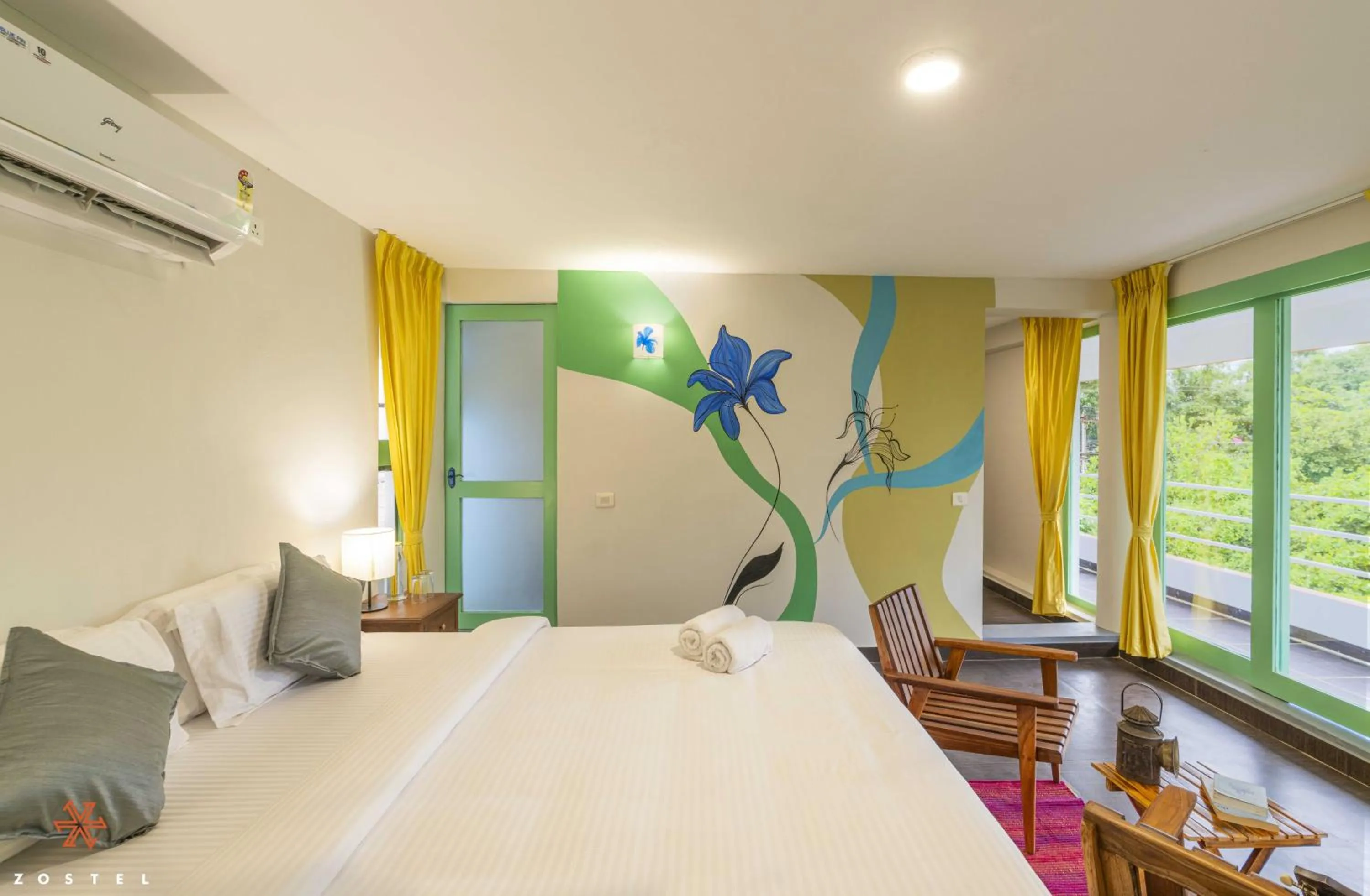 Bed in Zostel Pondicherry, Auroville Road