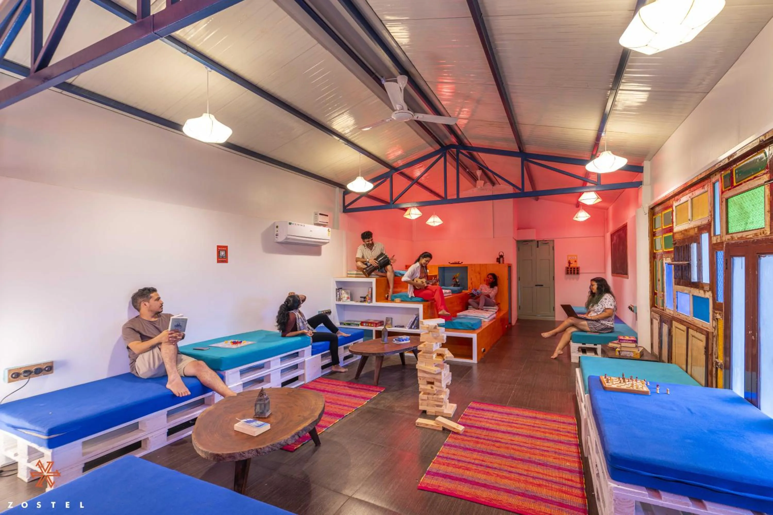 Living room in Zostel Pondicherry, Auroville Road