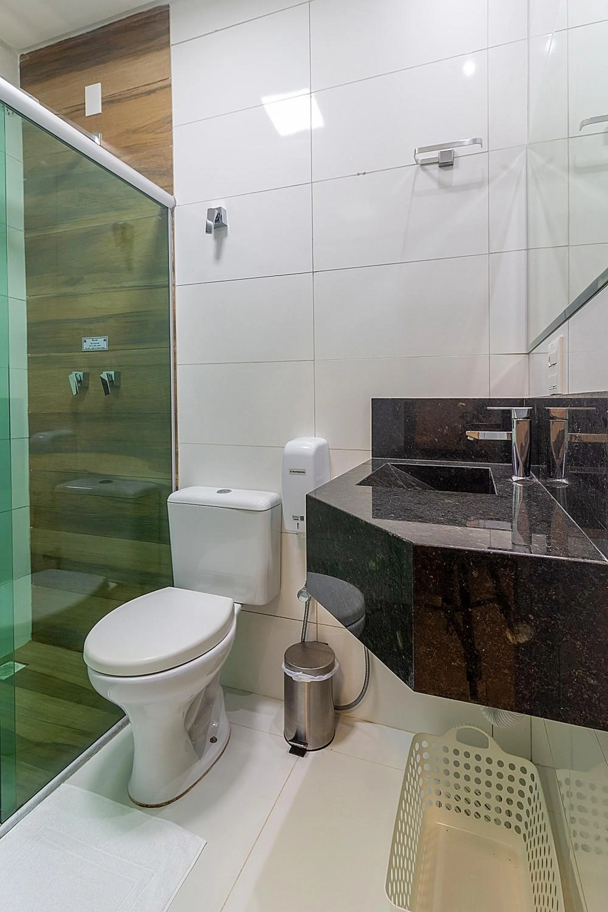 Shower in Hotel Pousada Tribalista