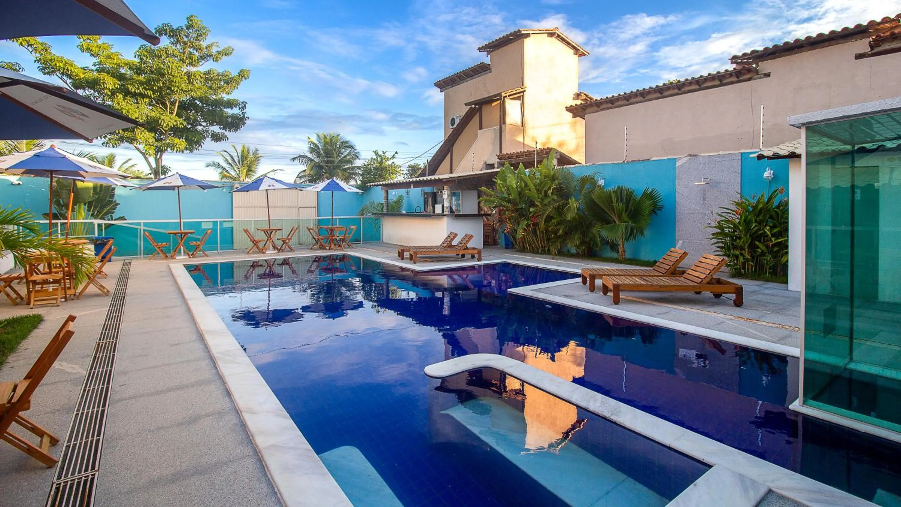 Property building in Hotel Pousada Tribalista