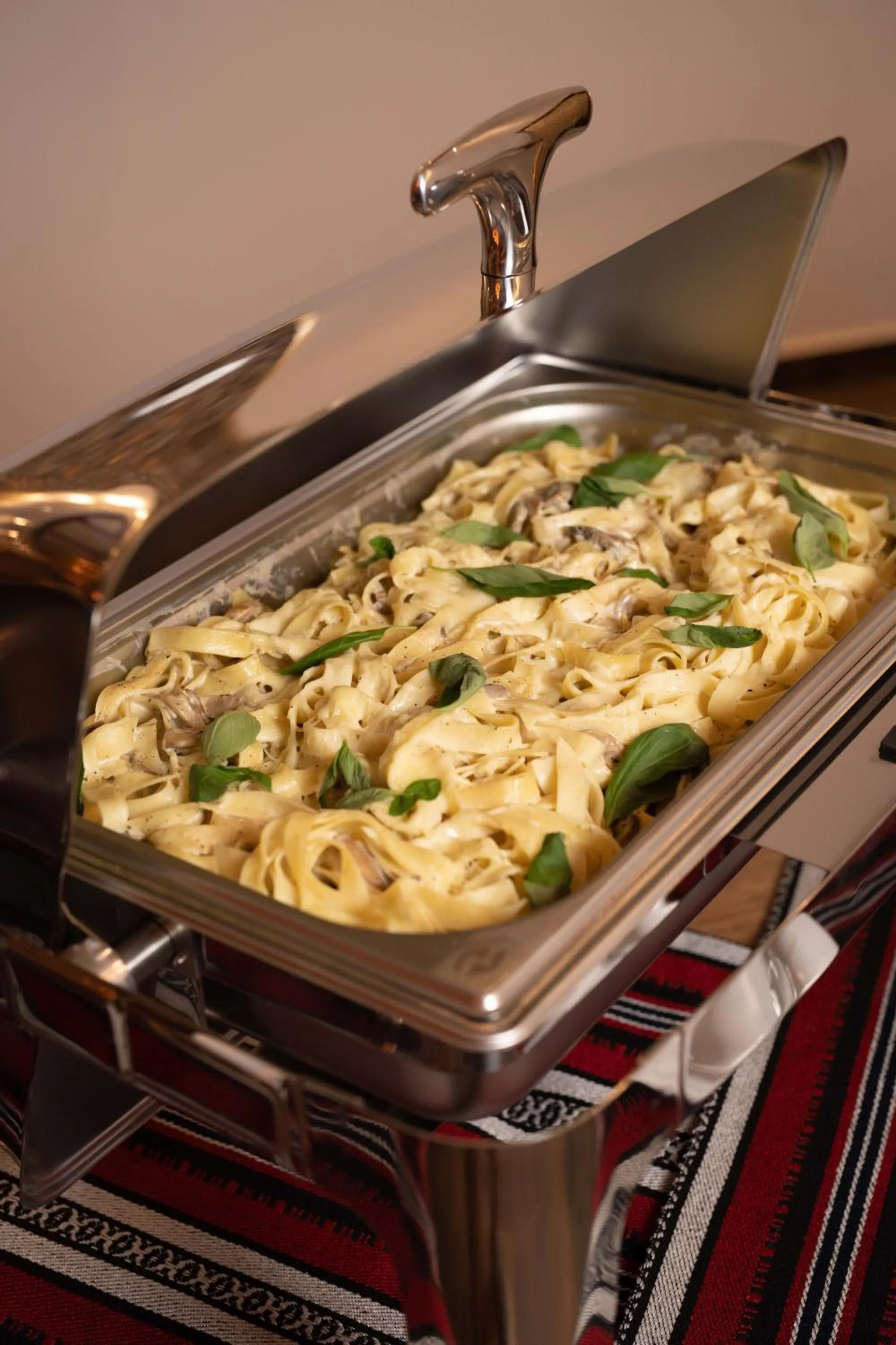 Restaurant/places to eat in Valley Resort