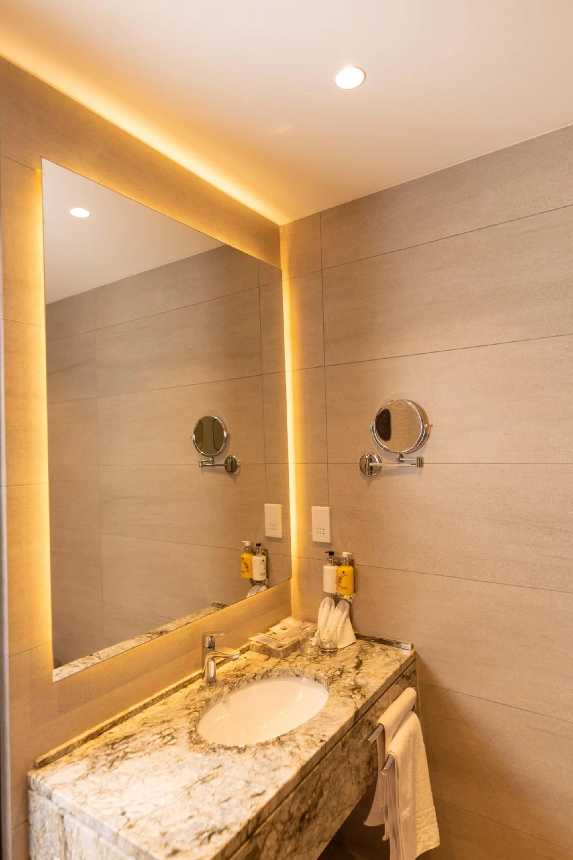 Bathroom in Valley Resort