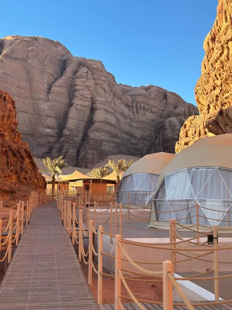 Standard Twin Room in Valley Resort