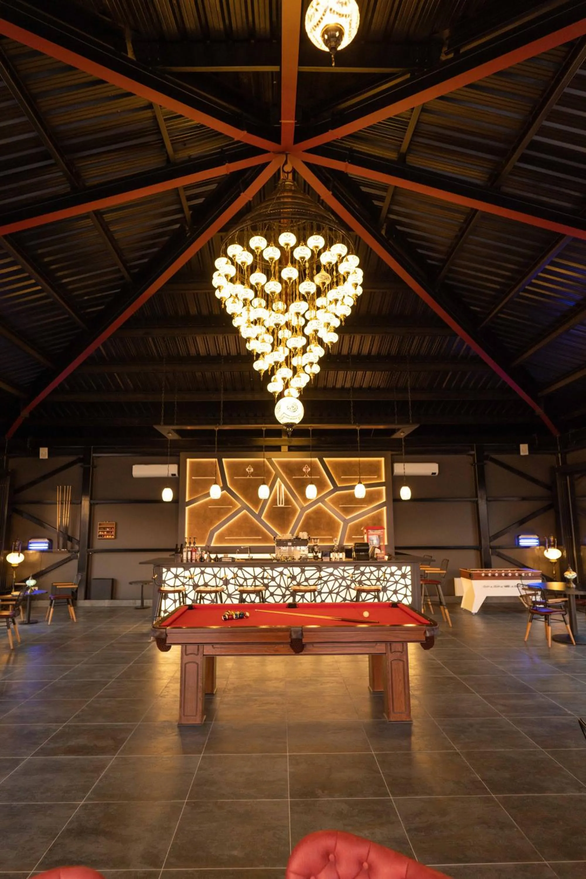 Restaurant/places to eat in Valley Resort