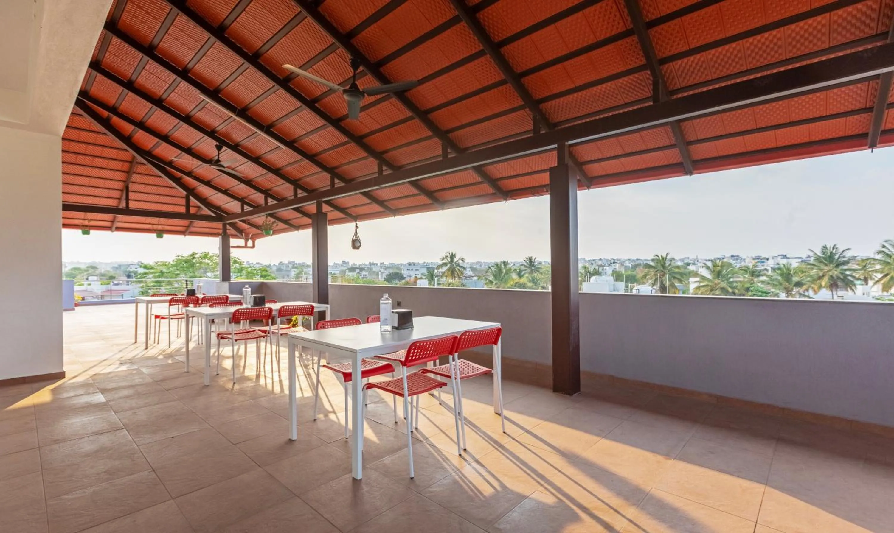 Restaurant/places to eat in Treebo Samanvaya Retreat, Mysore