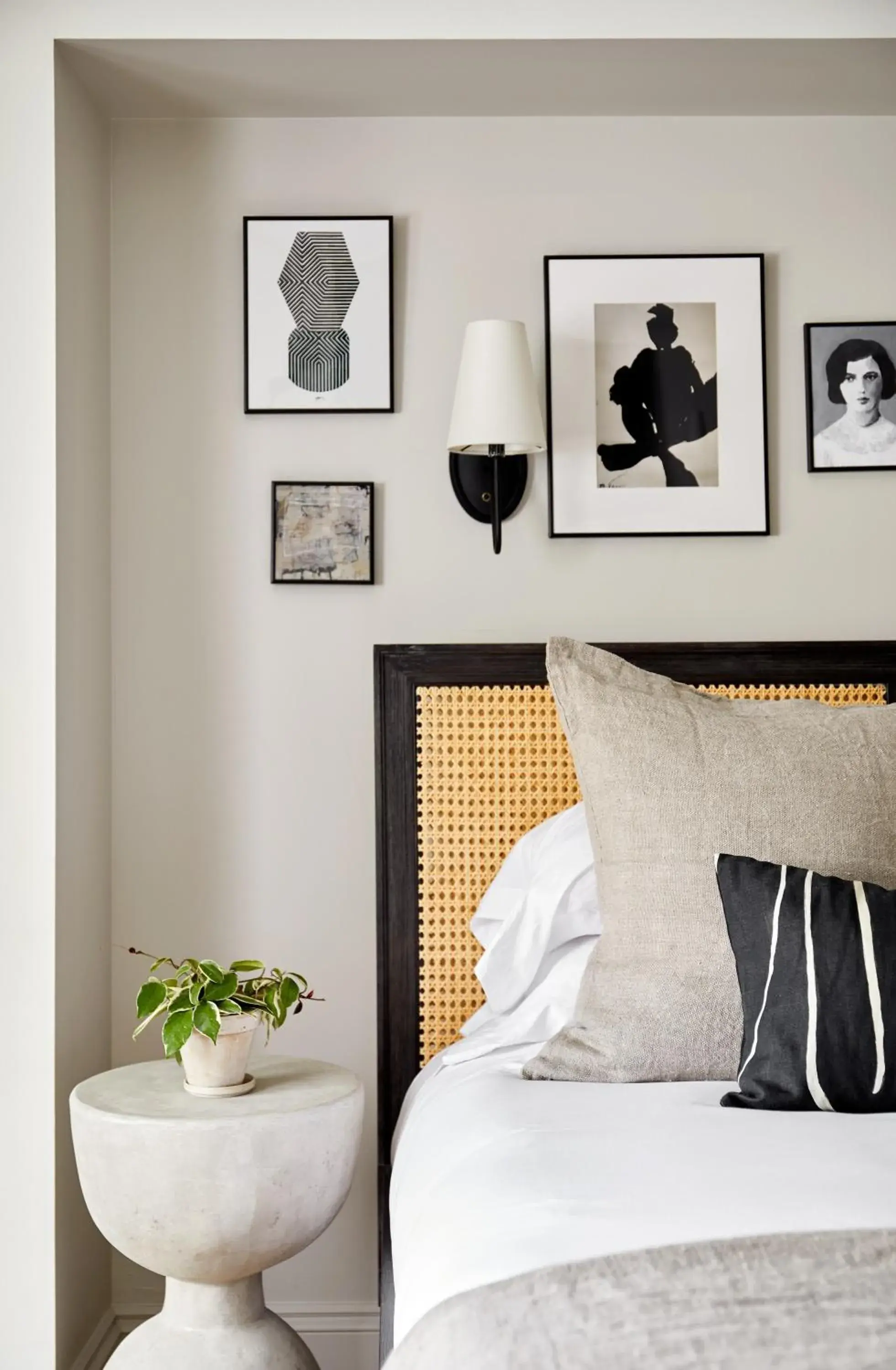 Bed in Blind Tiger Portland - Danforth Street Guest House Bed in Blind Tiger Portland - Danforth Street Guest House