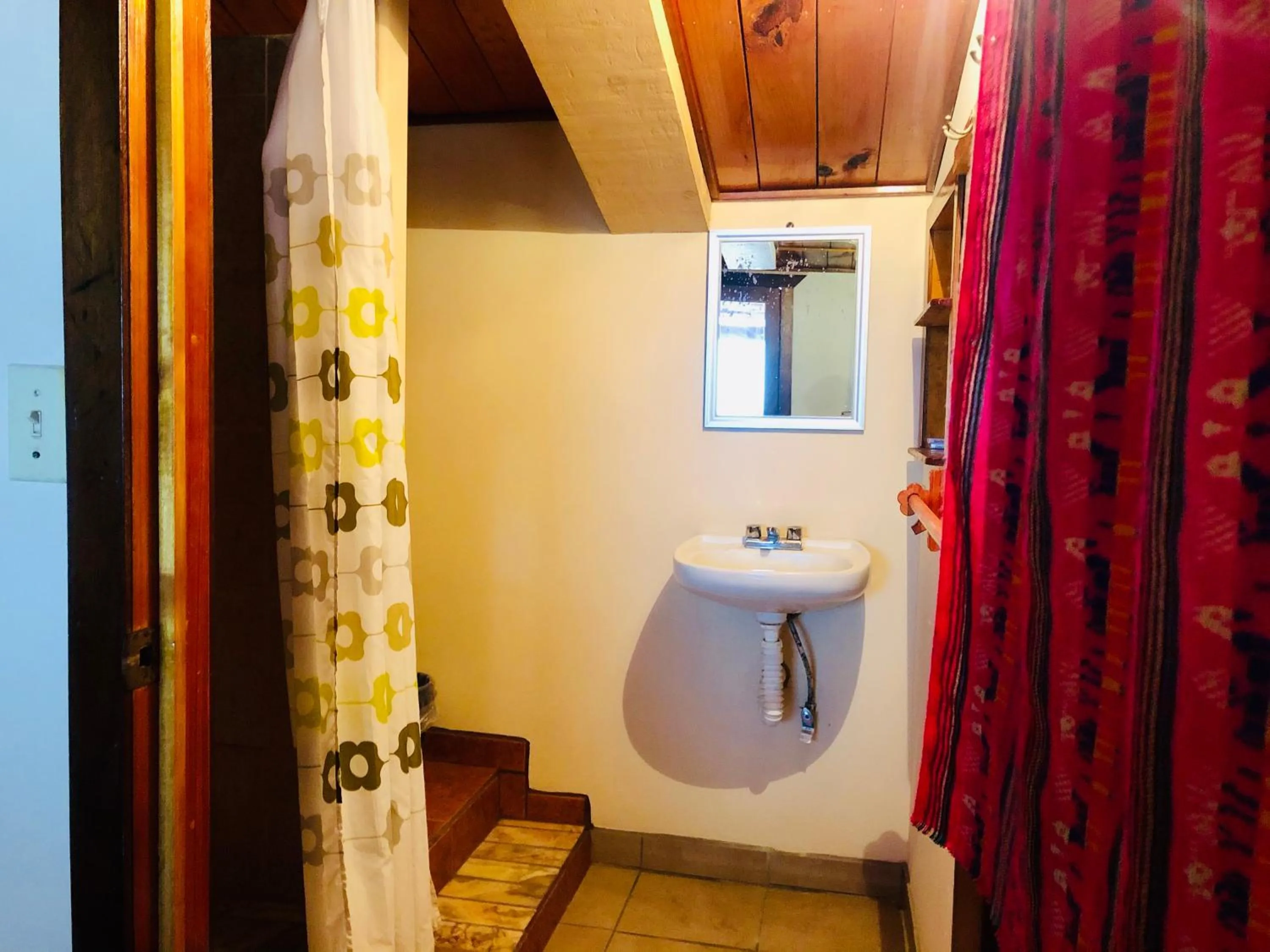 Bathroom in Hotel Paraíso del Pescador by Rotamundos