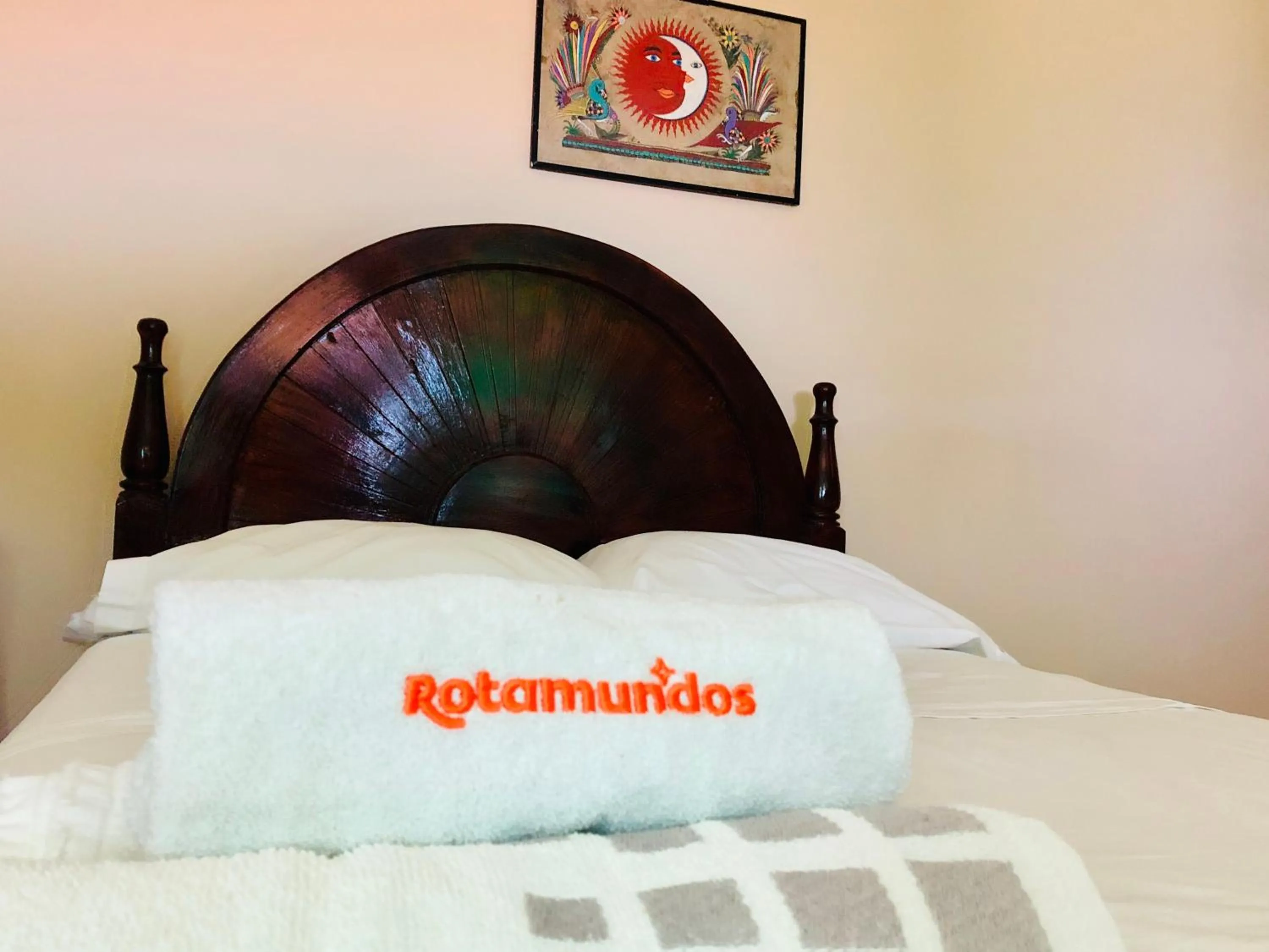 Bed in Hotel Paraíso del Pescador by Rotamundos