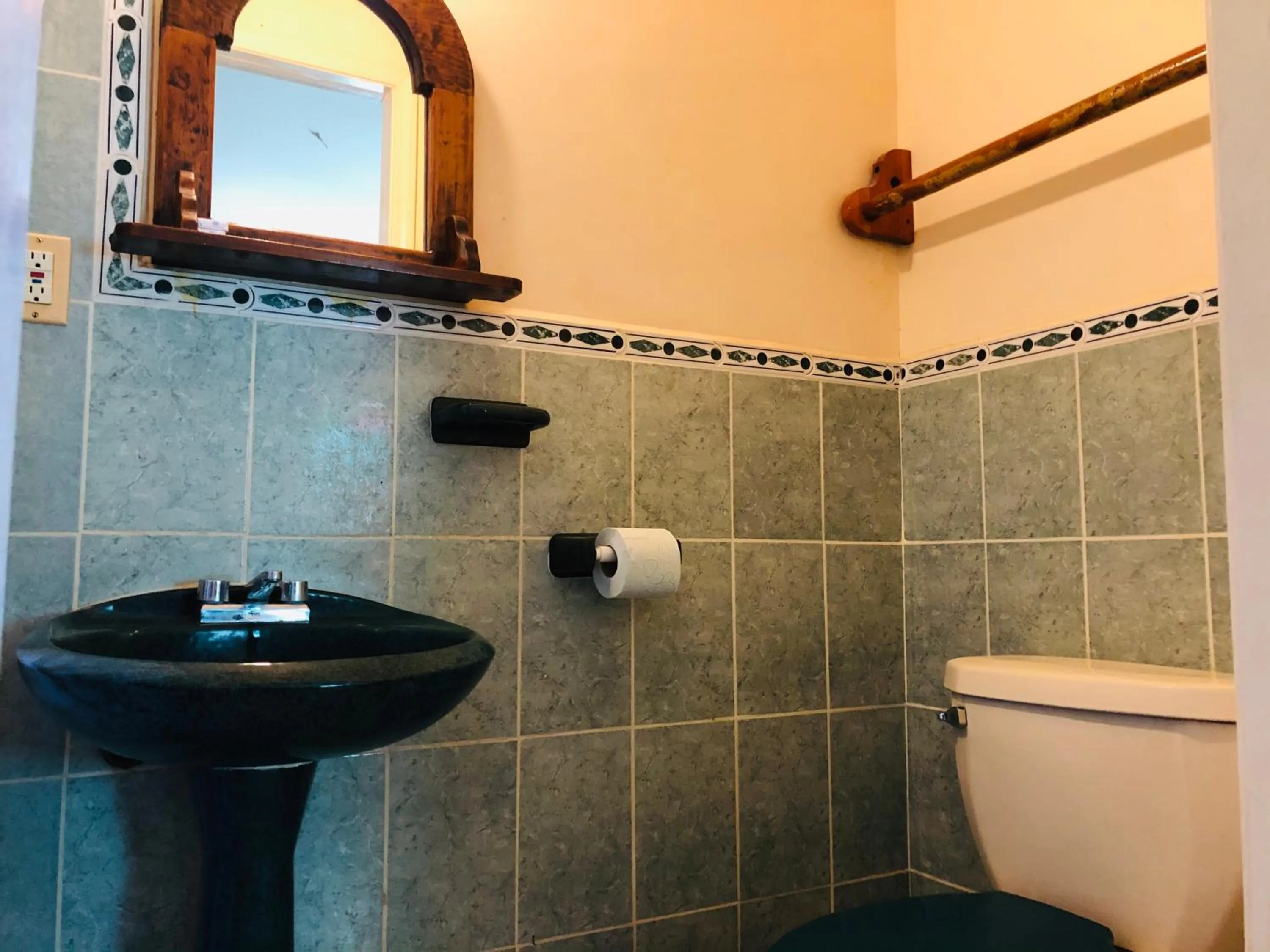 Bathroom in Hotel Paraíso del Pescador by Rotamundos