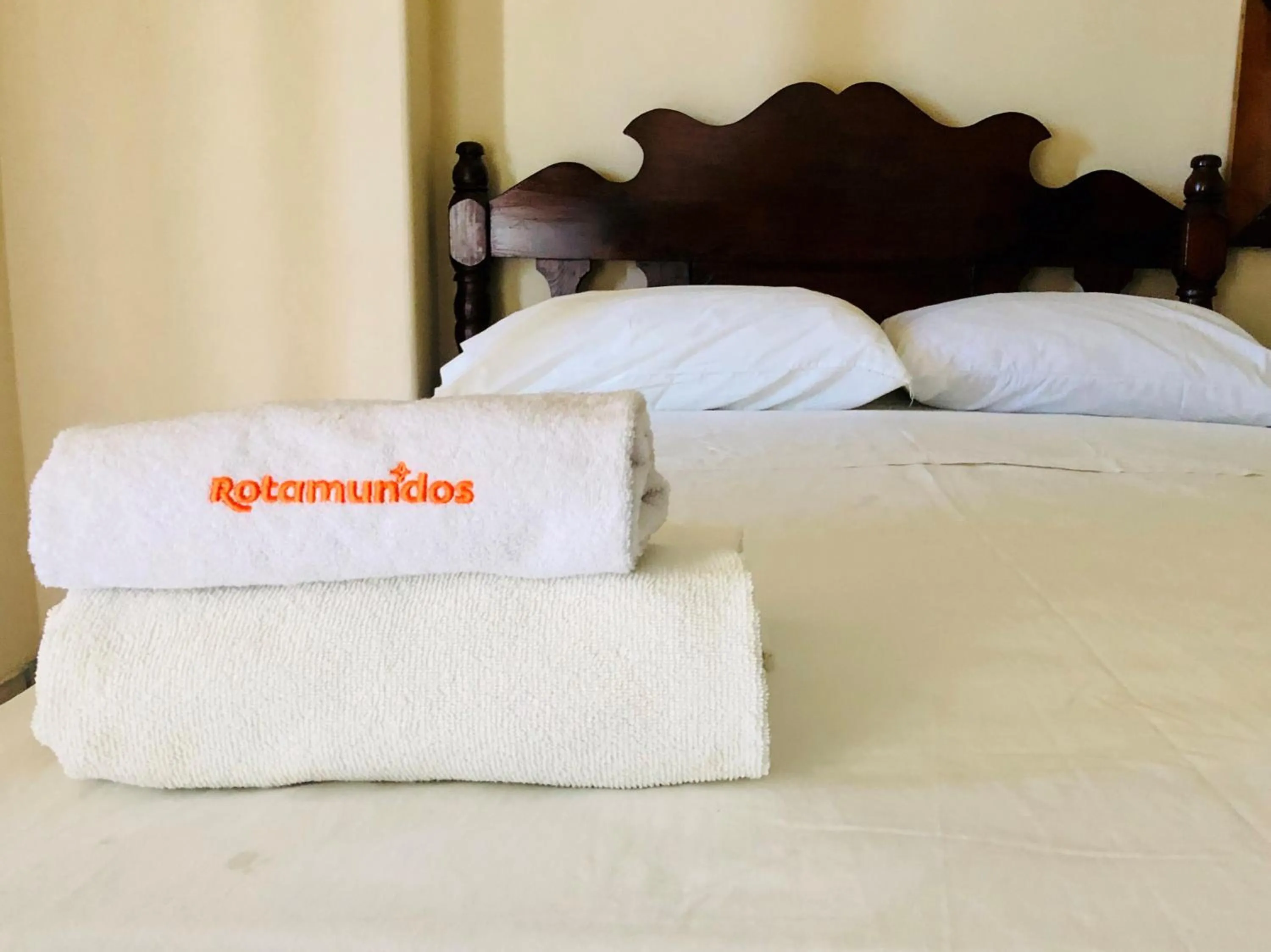 Bed in Hotel Paraíso del Pescador by Rotamundos