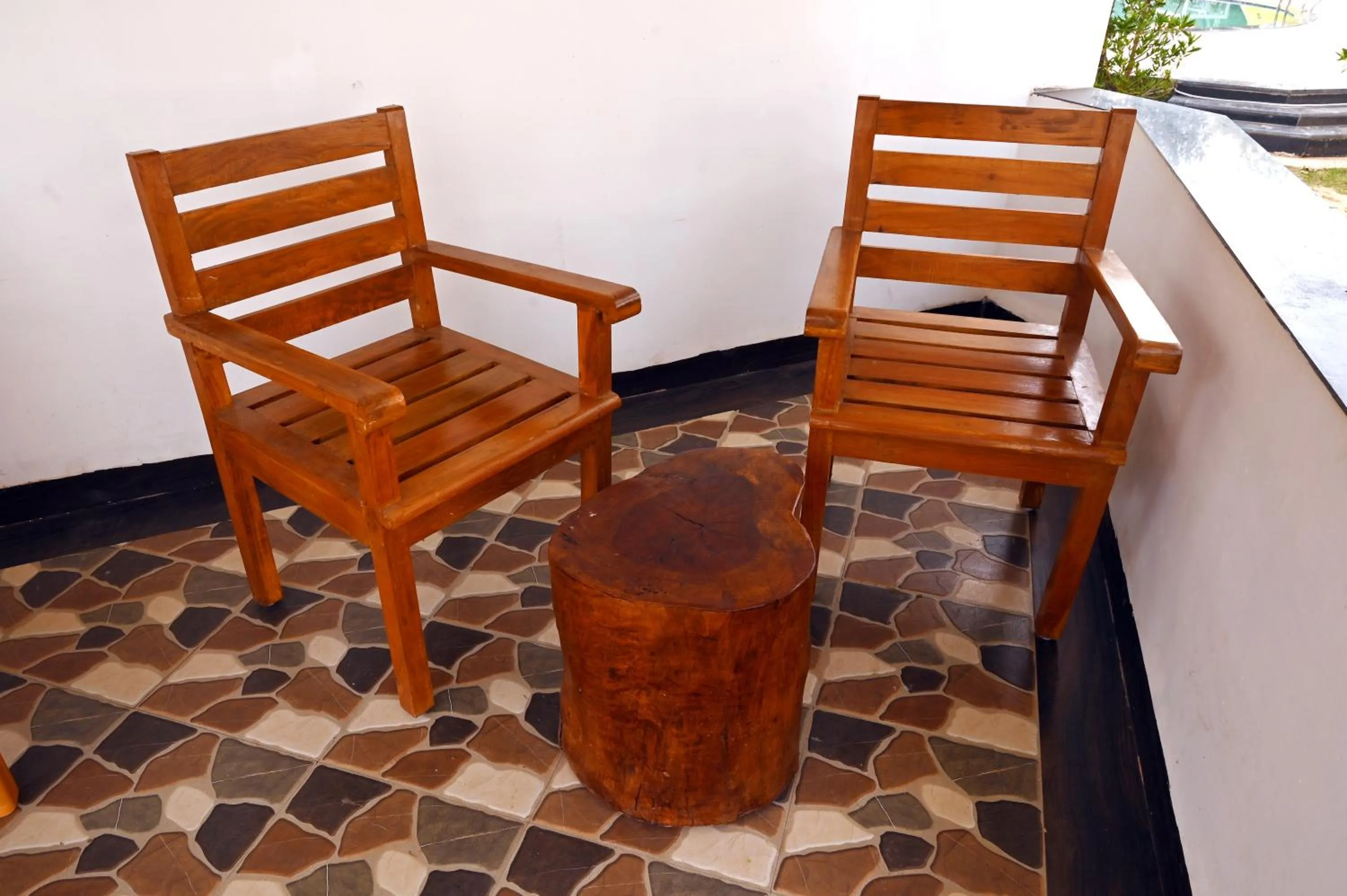 Seating area in Olive