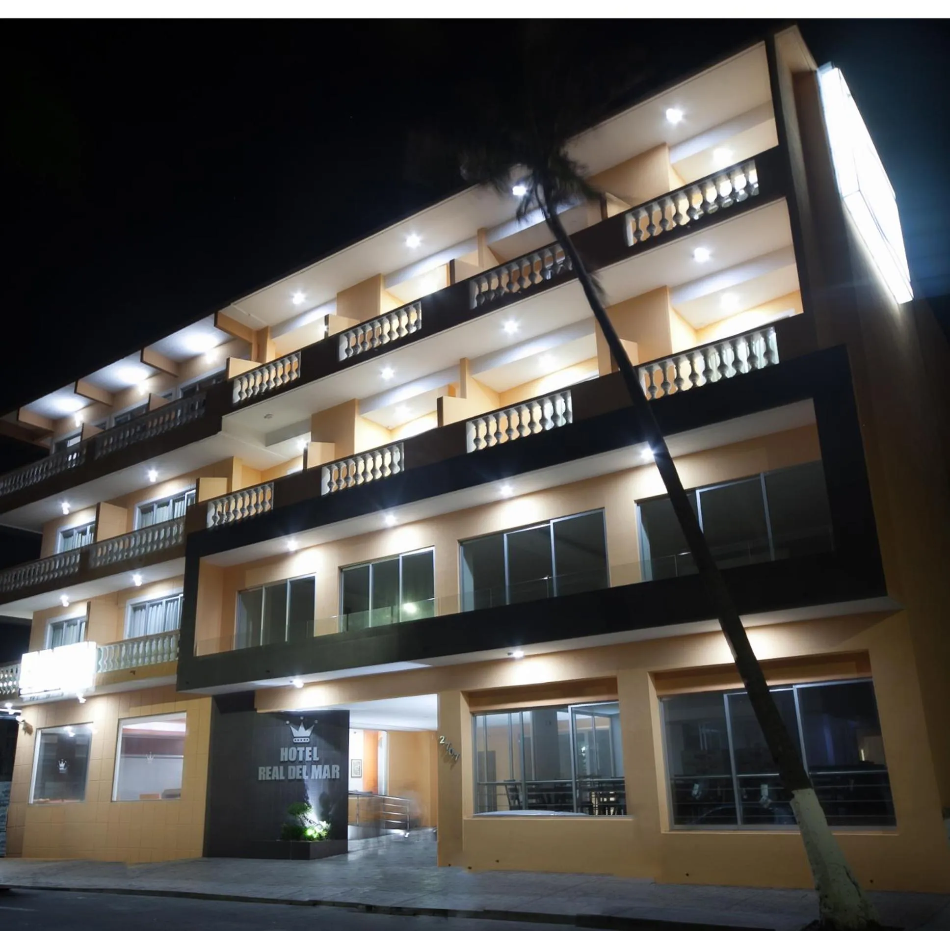 Property building in Hotel Real del Mar