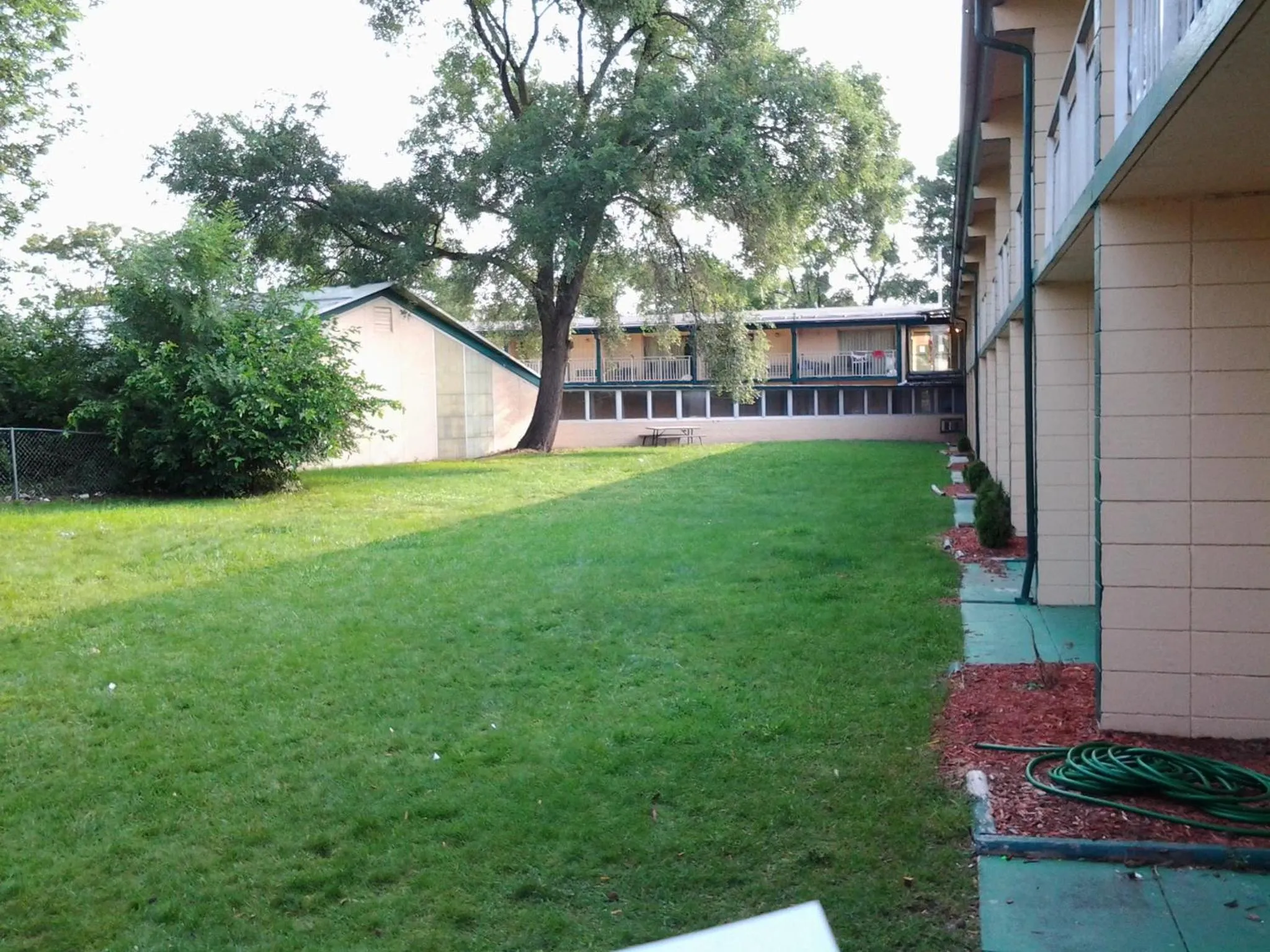 Balcony/Terrace in Budgetel Inn & Suites Hotel