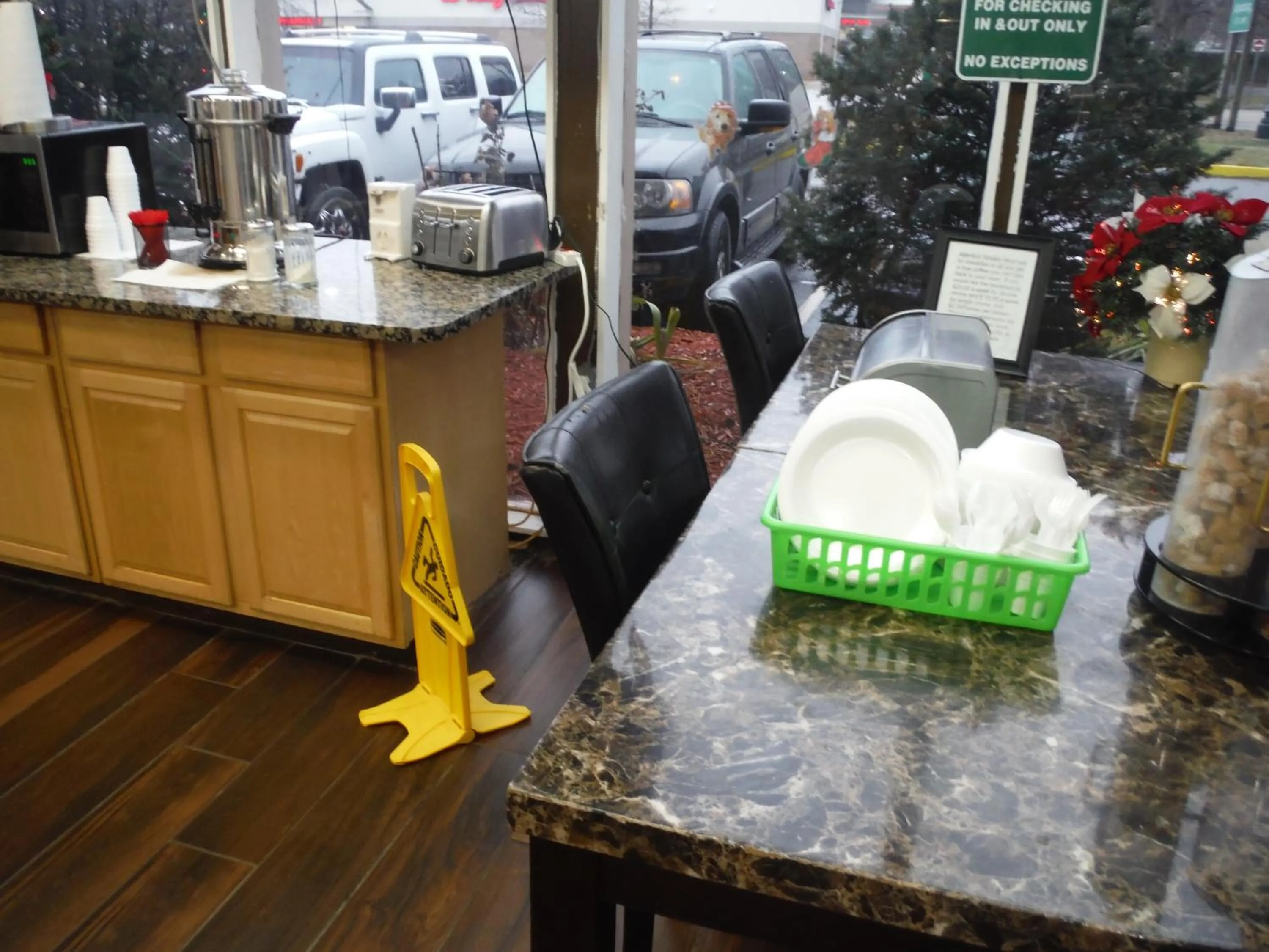 Breakfast in Budgetel Inn & Suites Hotel