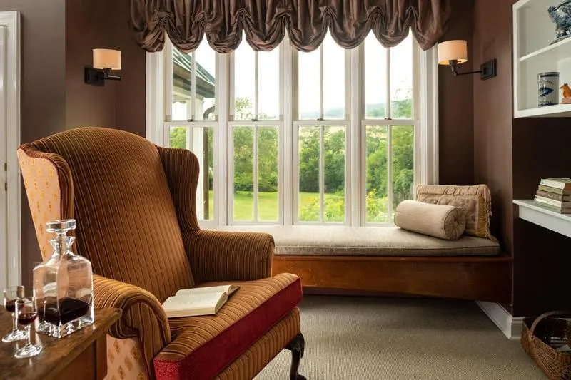 Bed in Ashby Inn & Restaurant