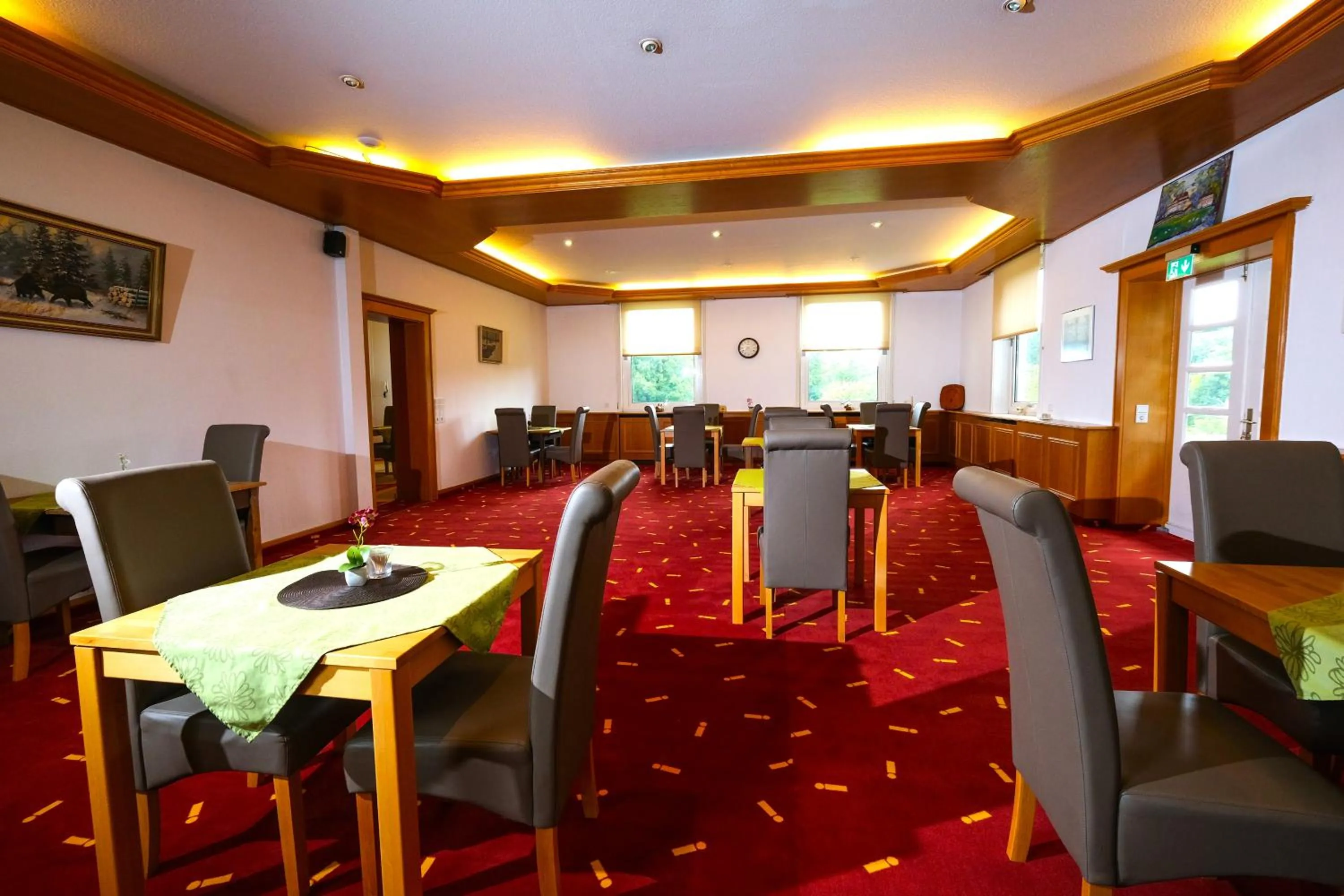 Restaurant/places to eat in Haus am Walde