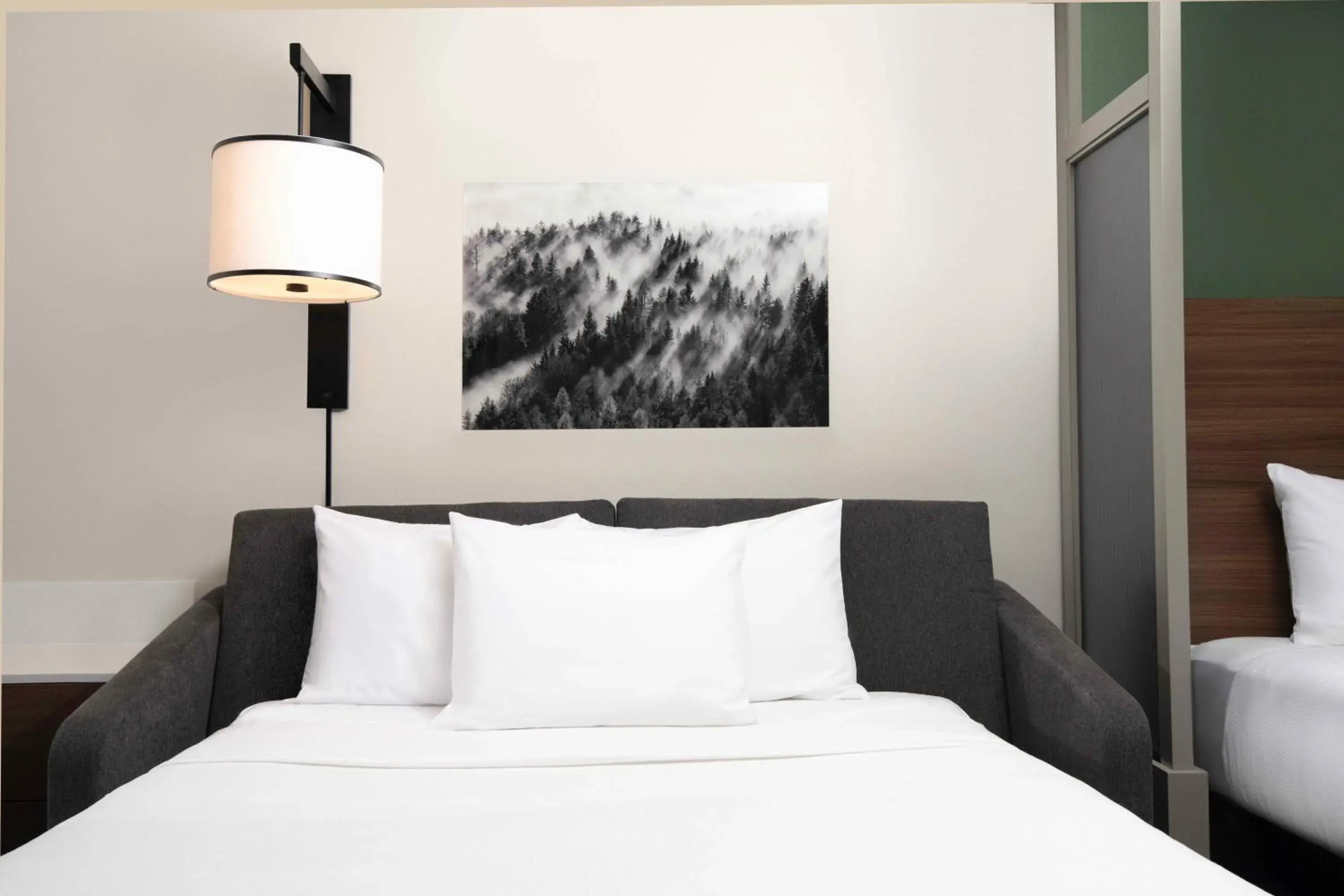 Bed in Hyatt Place Denver-South/Park Meadows Bed in Hyatt Place Denver-South/Park Meadows