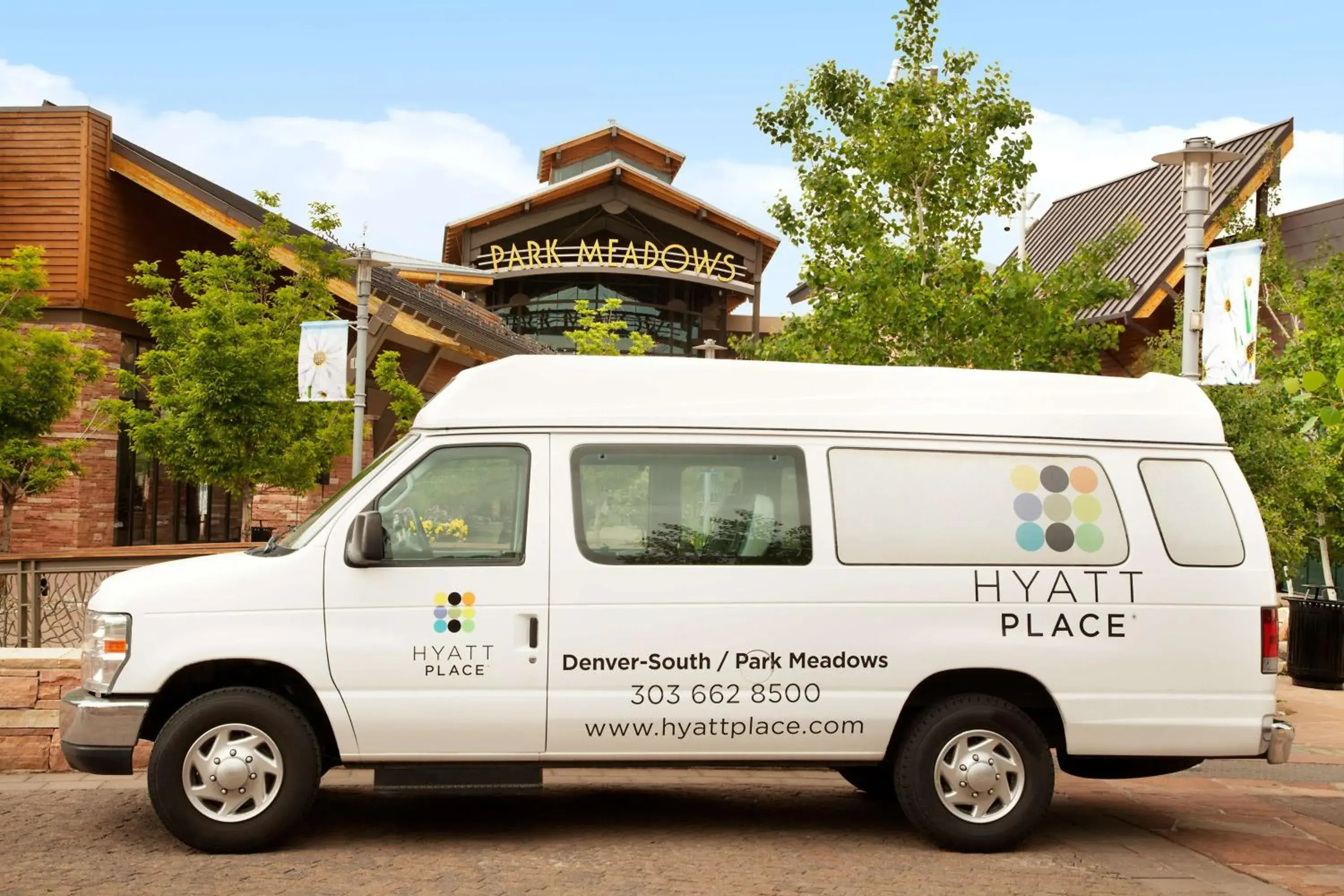 Property building in Hyatt Place Denver-South/Park Meadows Property building in Hyatt Place Denver-South/Park Meadows