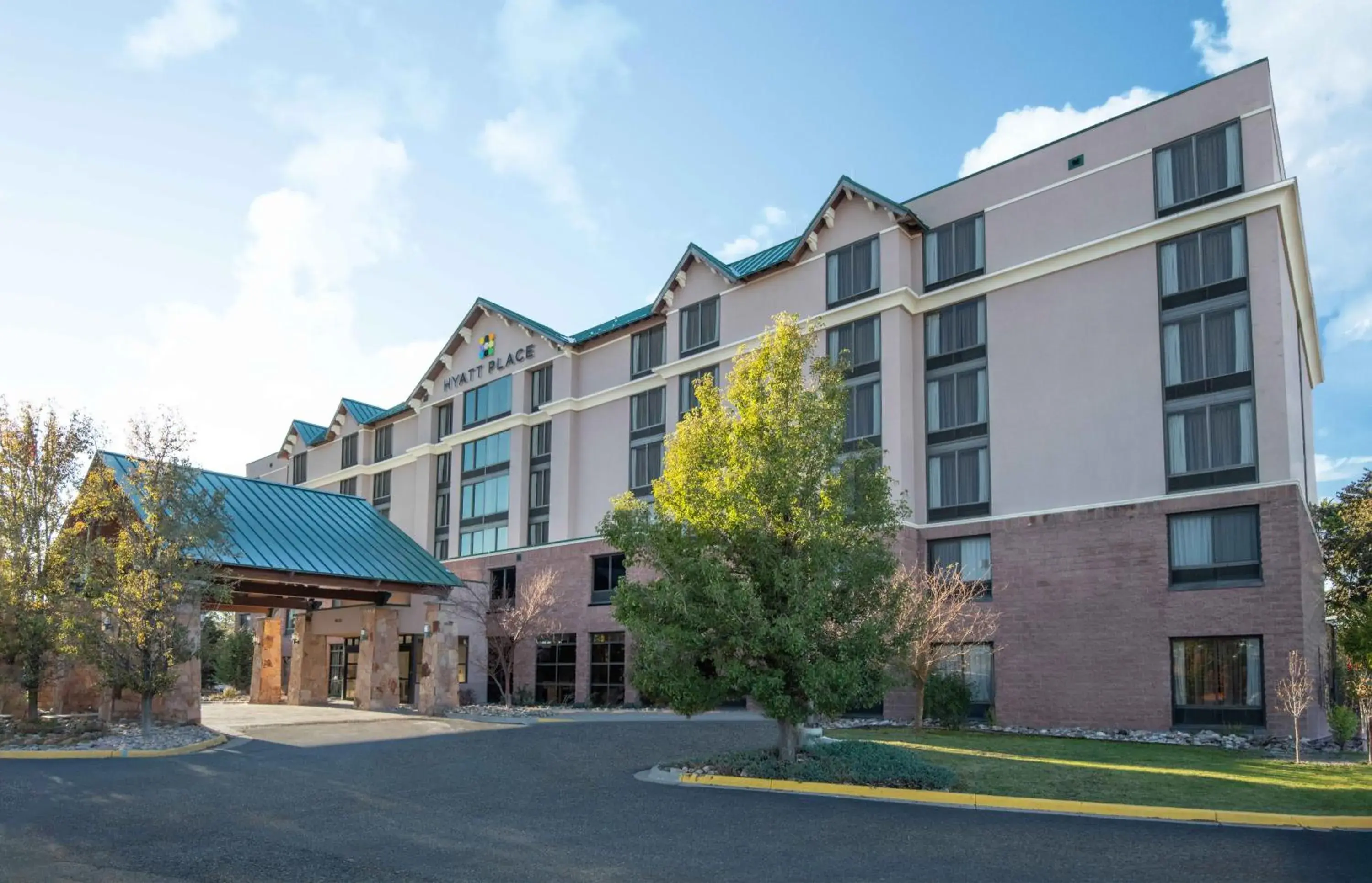 Property building in Hyatt Place Denver-South/Park Meadows Property building in Hyatt Place Denver-South/Park Meadows