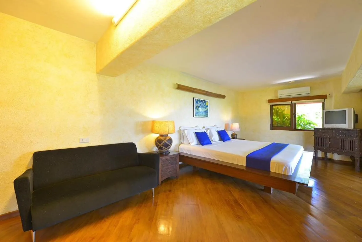 Bedroom, Bed in Biancas Garden Apartments Boracay