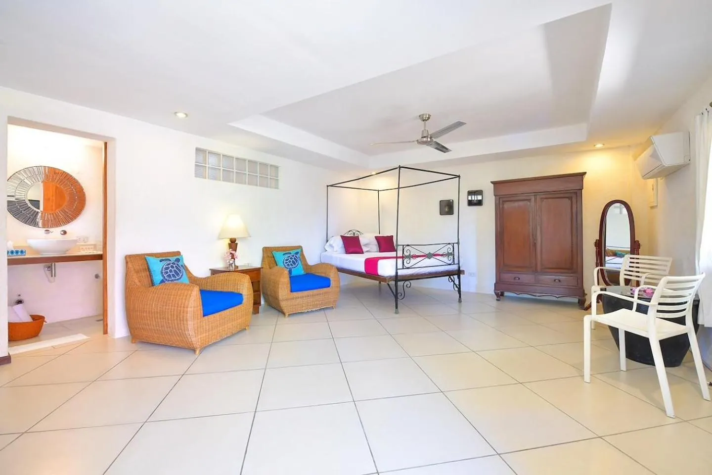 Photo of the whole room in Biancas Garden Apartments Boracay