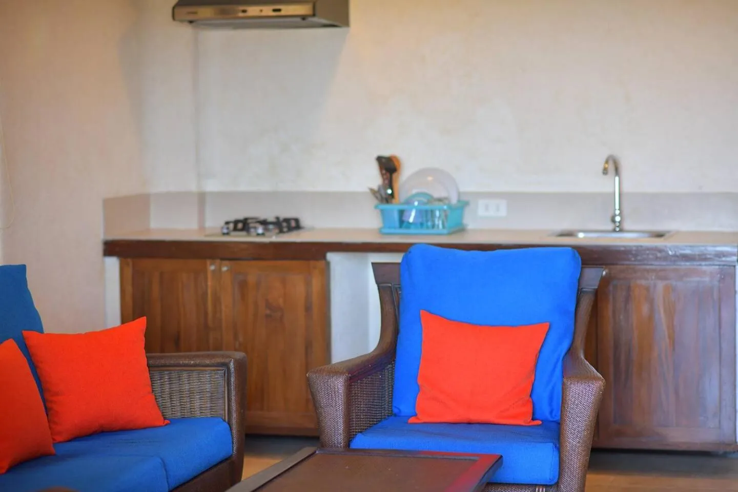 Kitchen or kitchenette in Biancas Garden Apartments Boracay