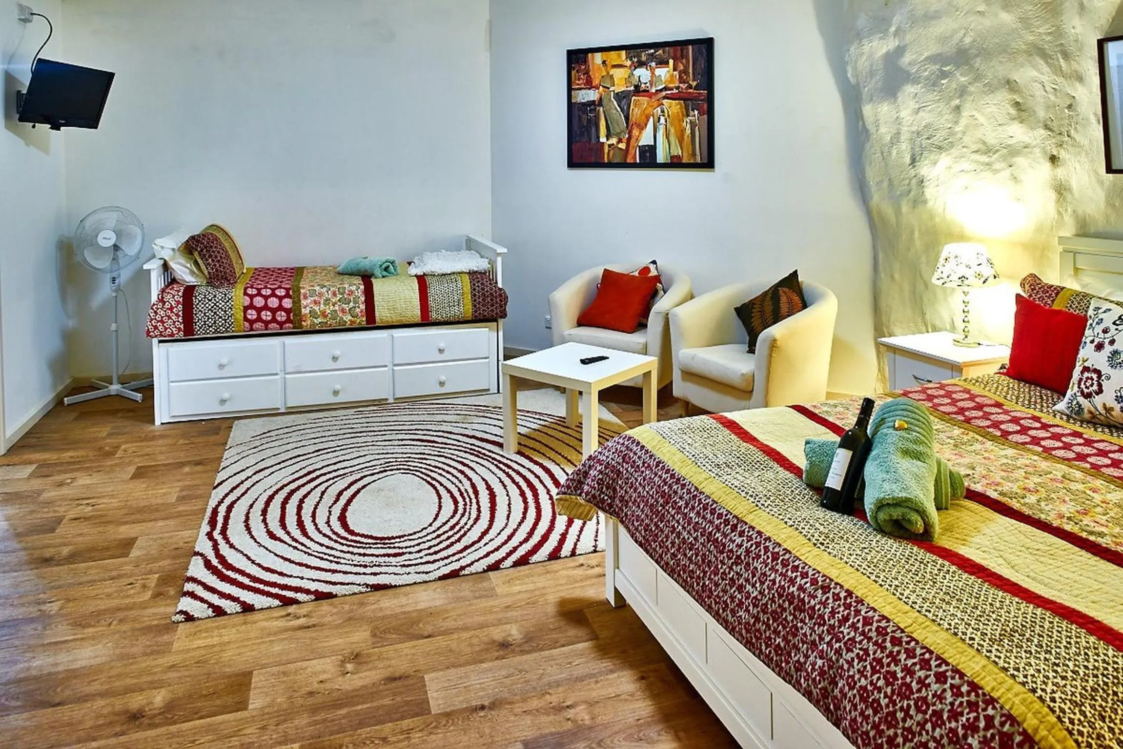 Bedroom, Bed in Underground Bed & Breakfast